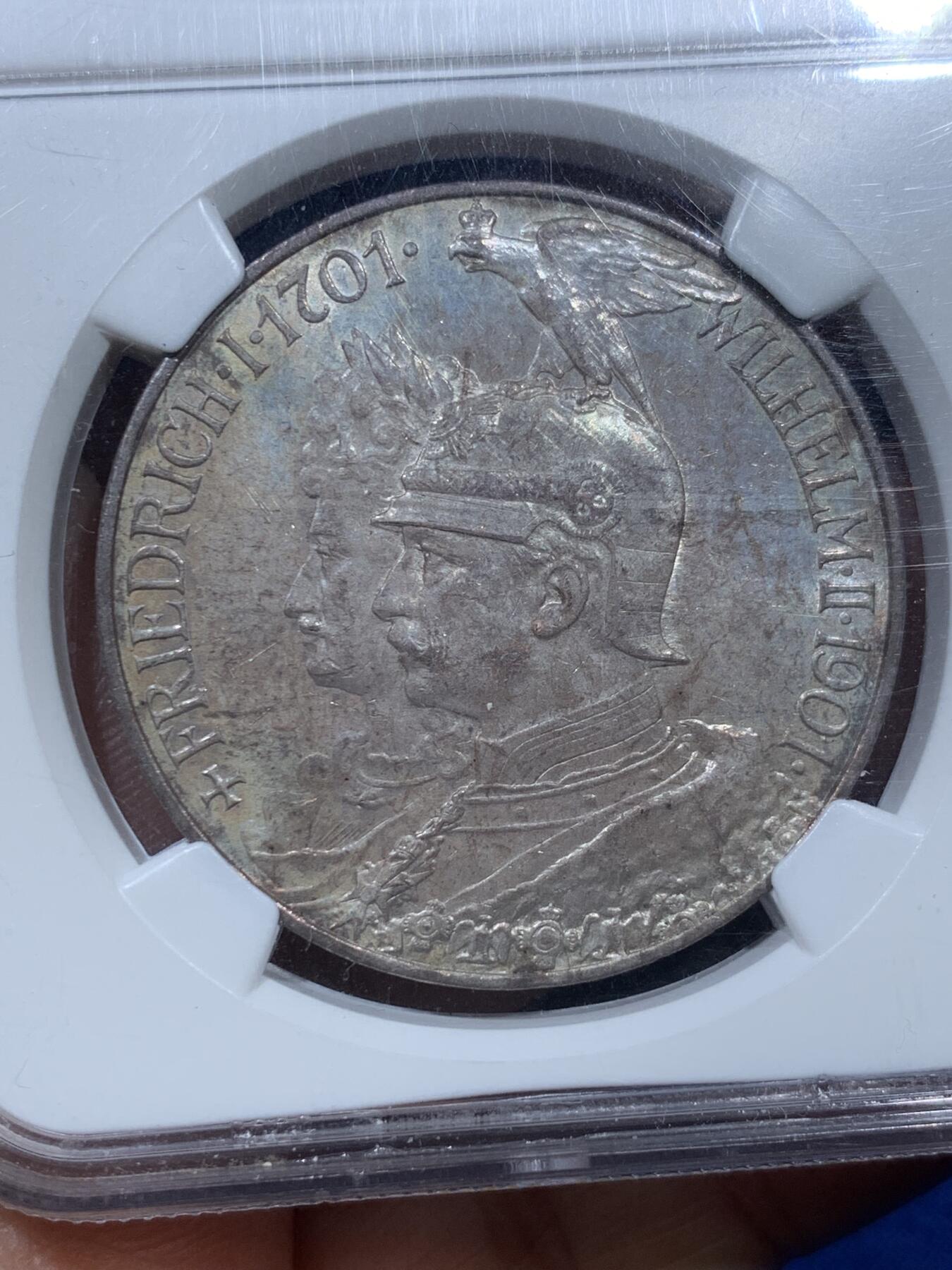 《竞宝斋》第351场 周日，周一 2场连拍 （全场包邮） NGC MS64 德国普鲁士1901年建国200年 5马克银币 N盒老标签 PL底板不错
