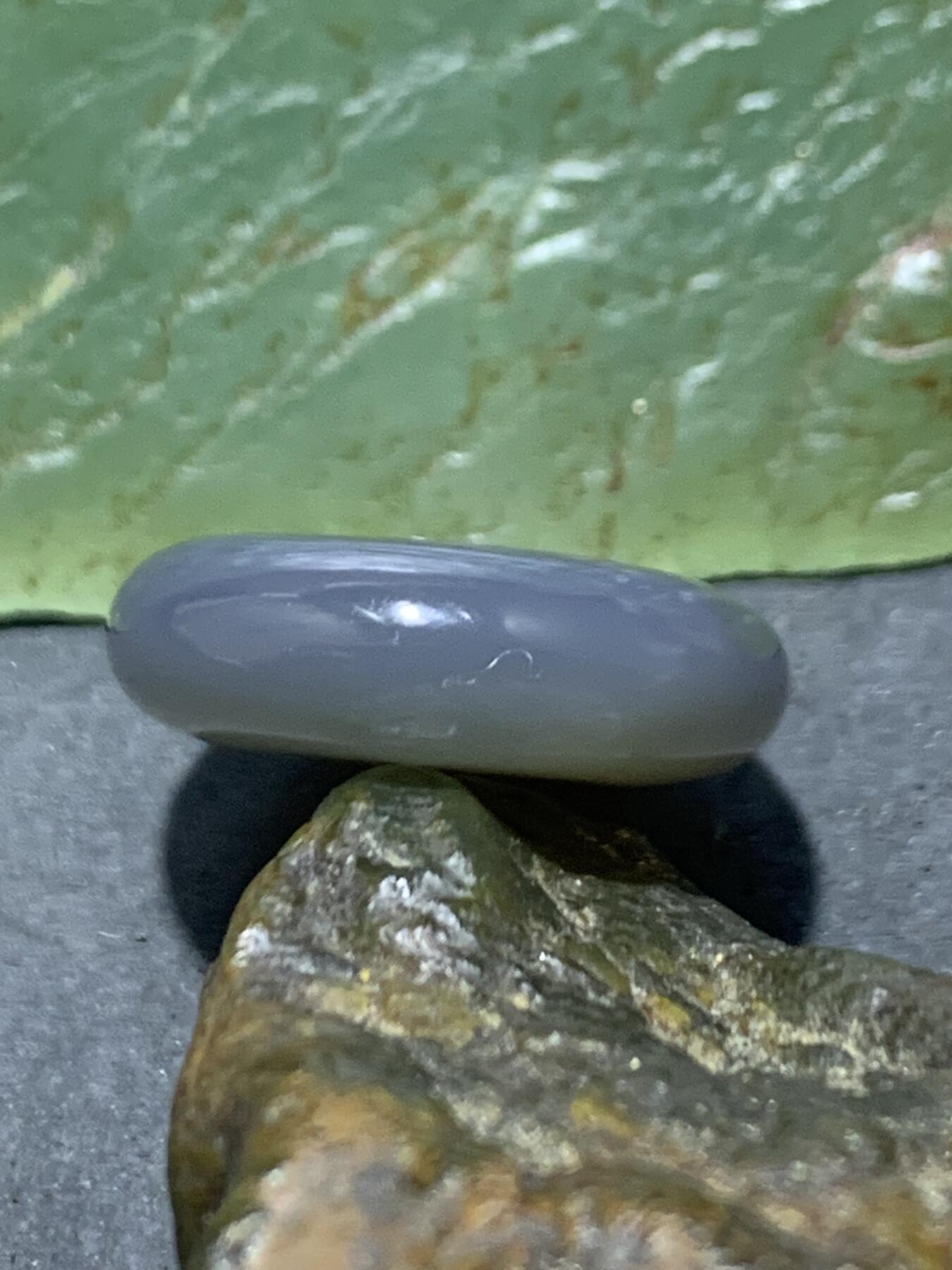 精美冰透高玉化黑玛瑙戒面一个