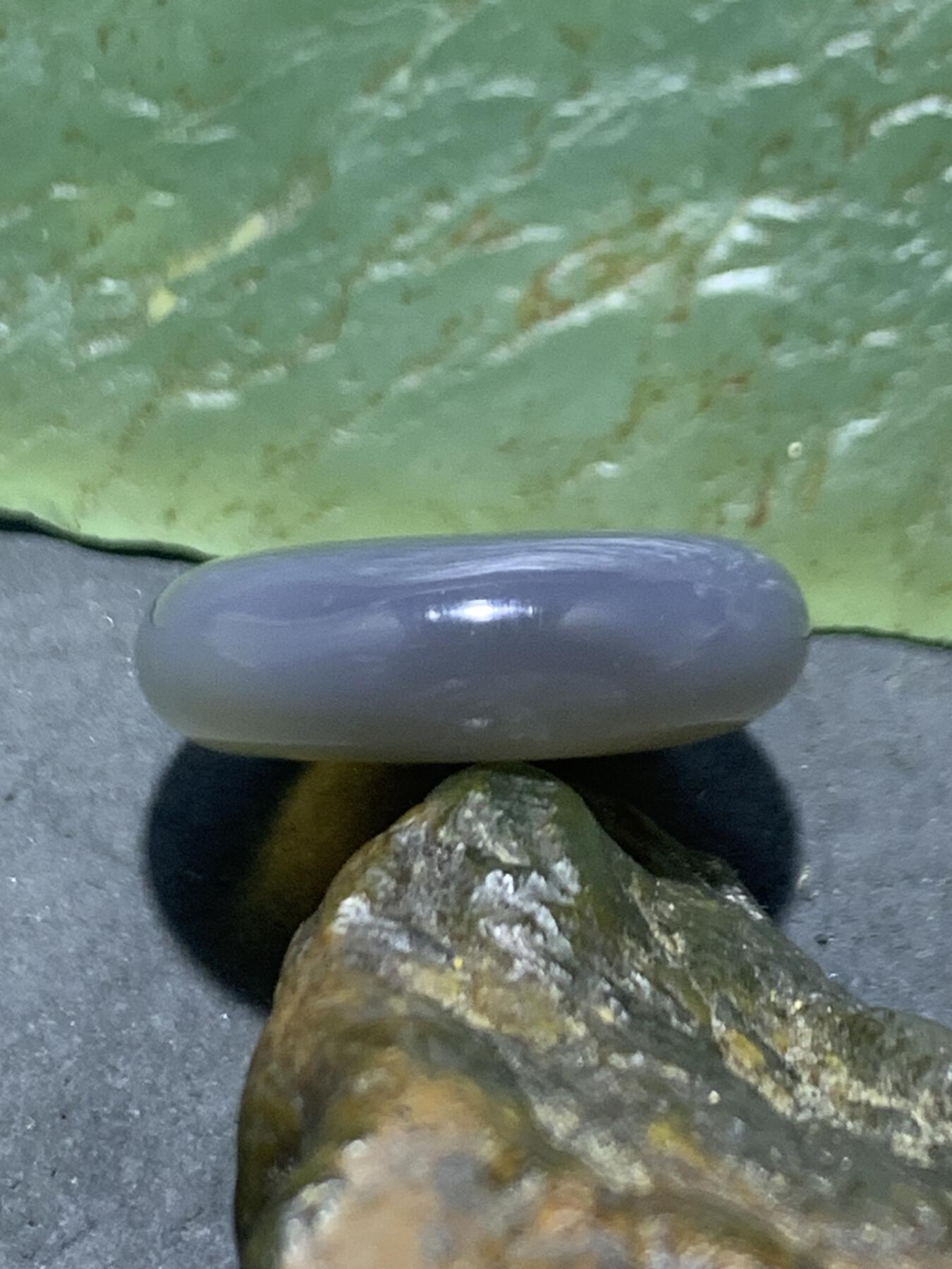 精美冰透高玉化黑玛瑙戒面一个