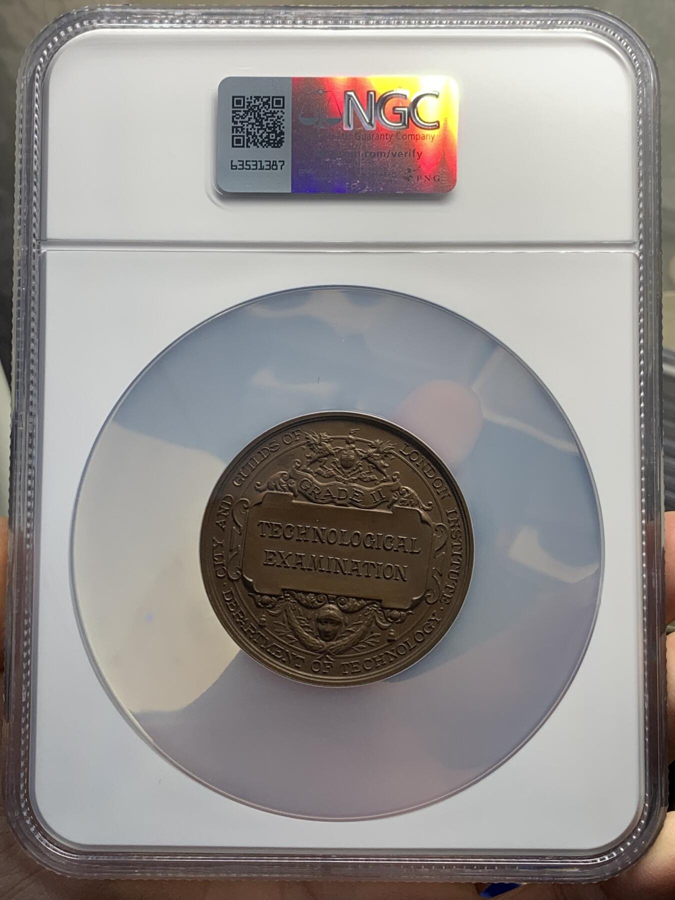《竞宝斋》第352场 周日，周一 2场连拍 （全场包邮） NGC MS64BN 英国1924年城市行业协会颁发的获奖铜章，直径51毫米，重约71克。