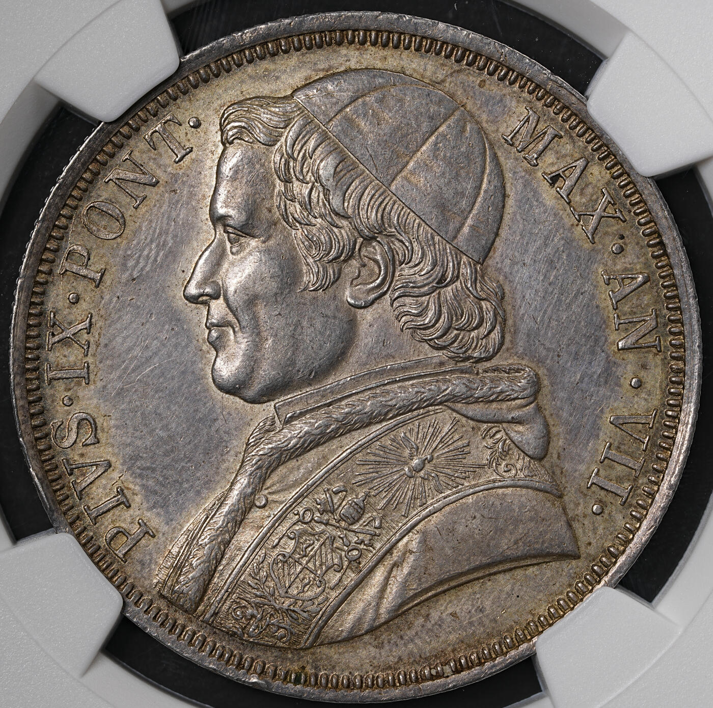 修遠堂世界钱币第五十七期 NGC UNCD 1853年教皇国1 SCUDO大银币 背面12点方向边缘一磕 老包浆