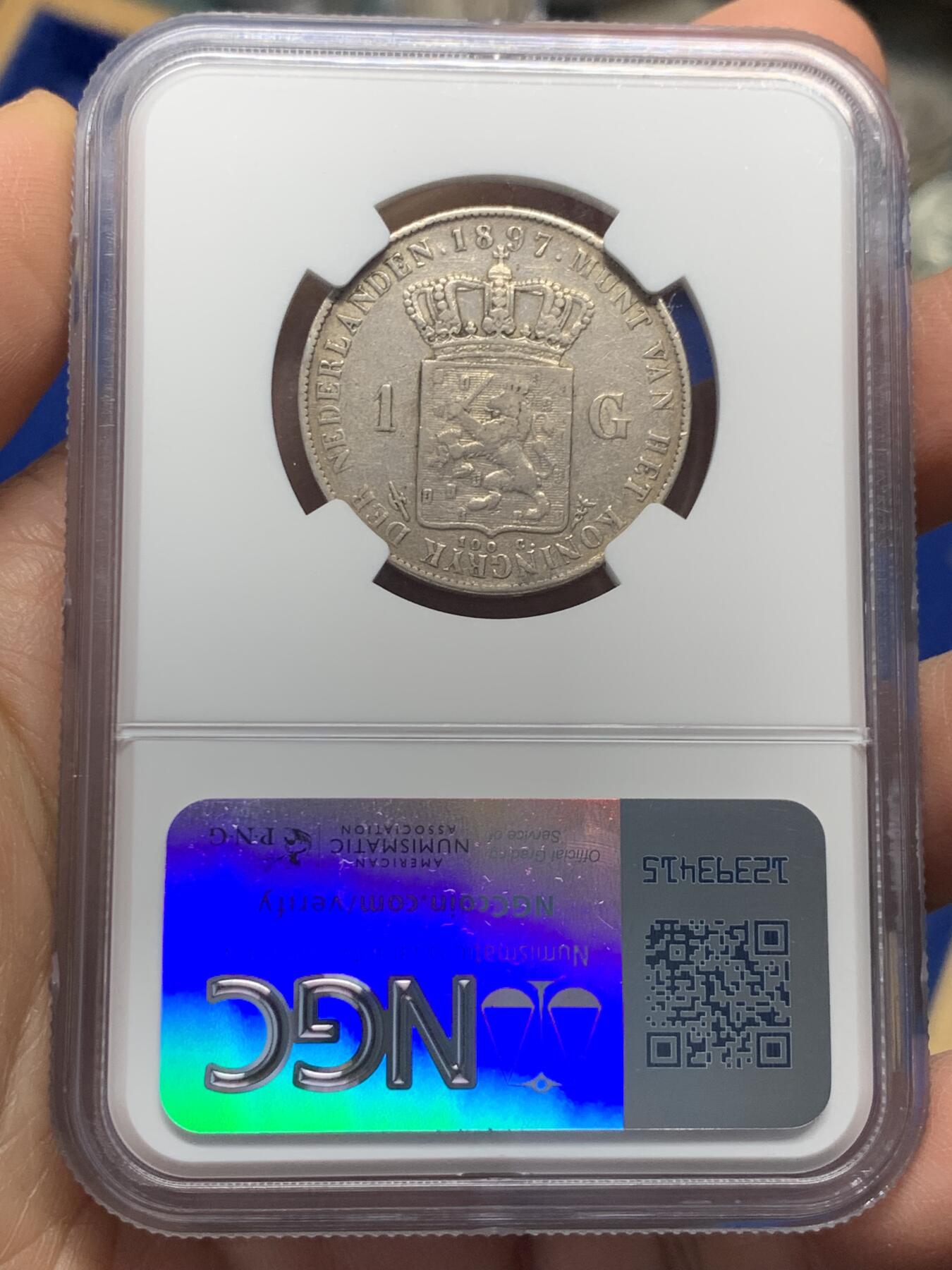 《竞宝斋》第352场 周日，周一 2场连拍 （全场包邮） NGC VF35 荷兰1897年威廉明娜女王萝莉时期1盾银币 出分不易