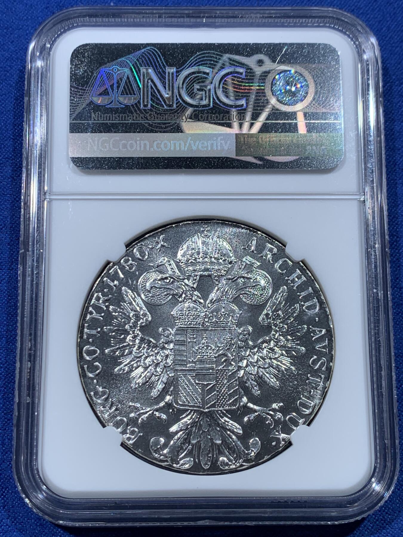 《竞宝斋》第352场 周日，周一 2场连拍 （全场包邮） NGC MS66 奥匈帝国1780年奥地利女王大奶妈1泰勒 官方后铸版银币