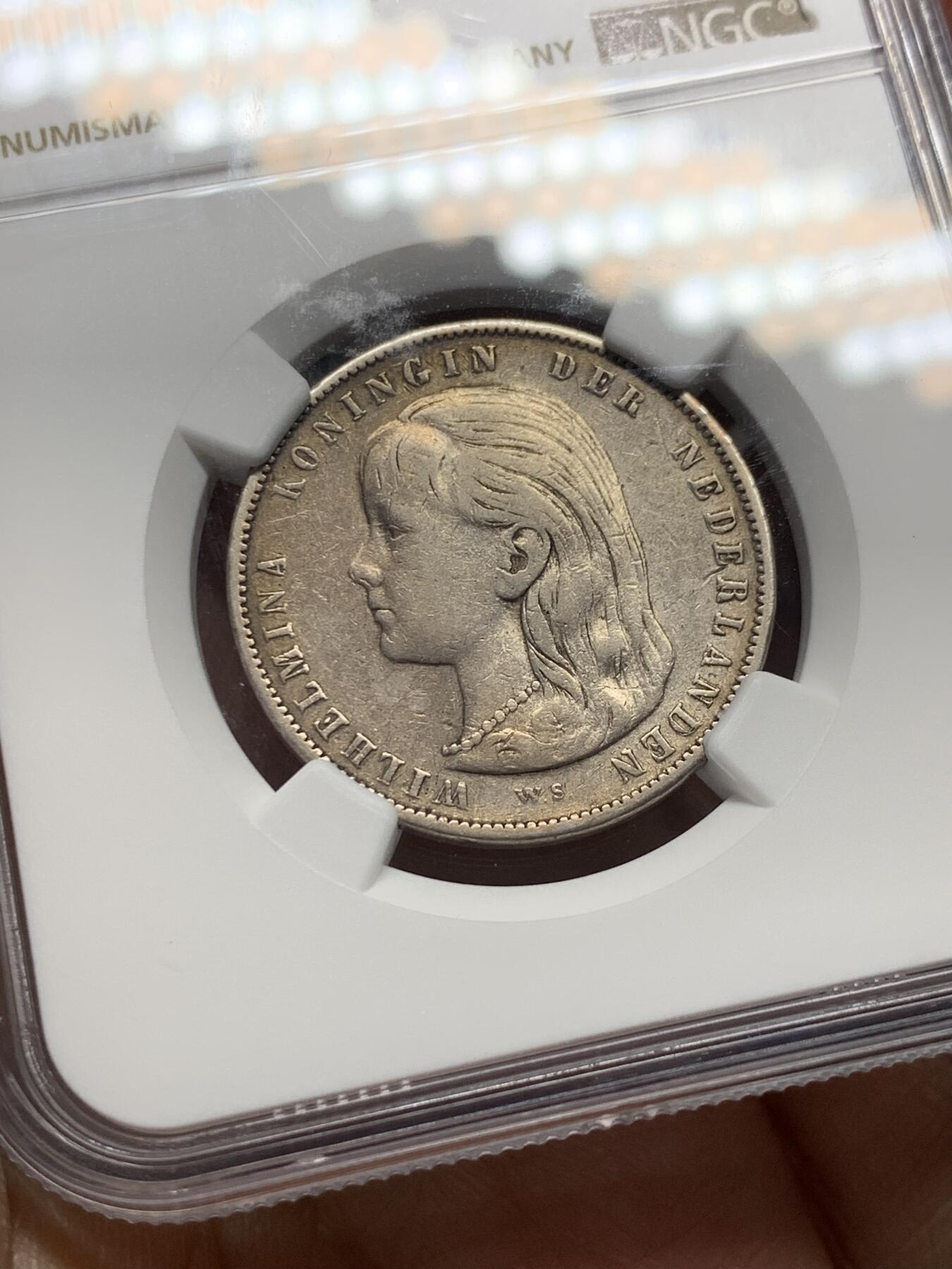 《竞宝斋》第352场 周日，周一 2场连拍 （全场包邮） NGC VF35 荷兰1897年威廉明娜女王萝莉时期1盾银币 出分不易