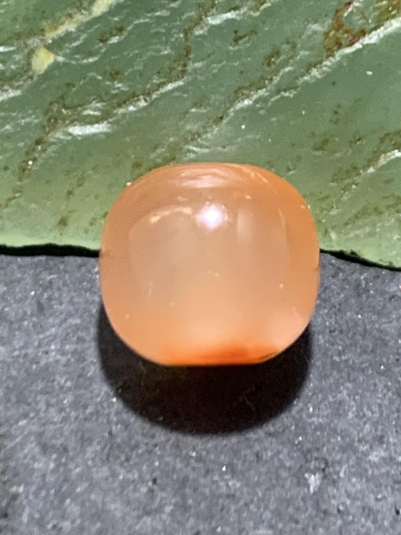 精美川料南红玛瑙荔枝冻飘红老形桶珠一颗！