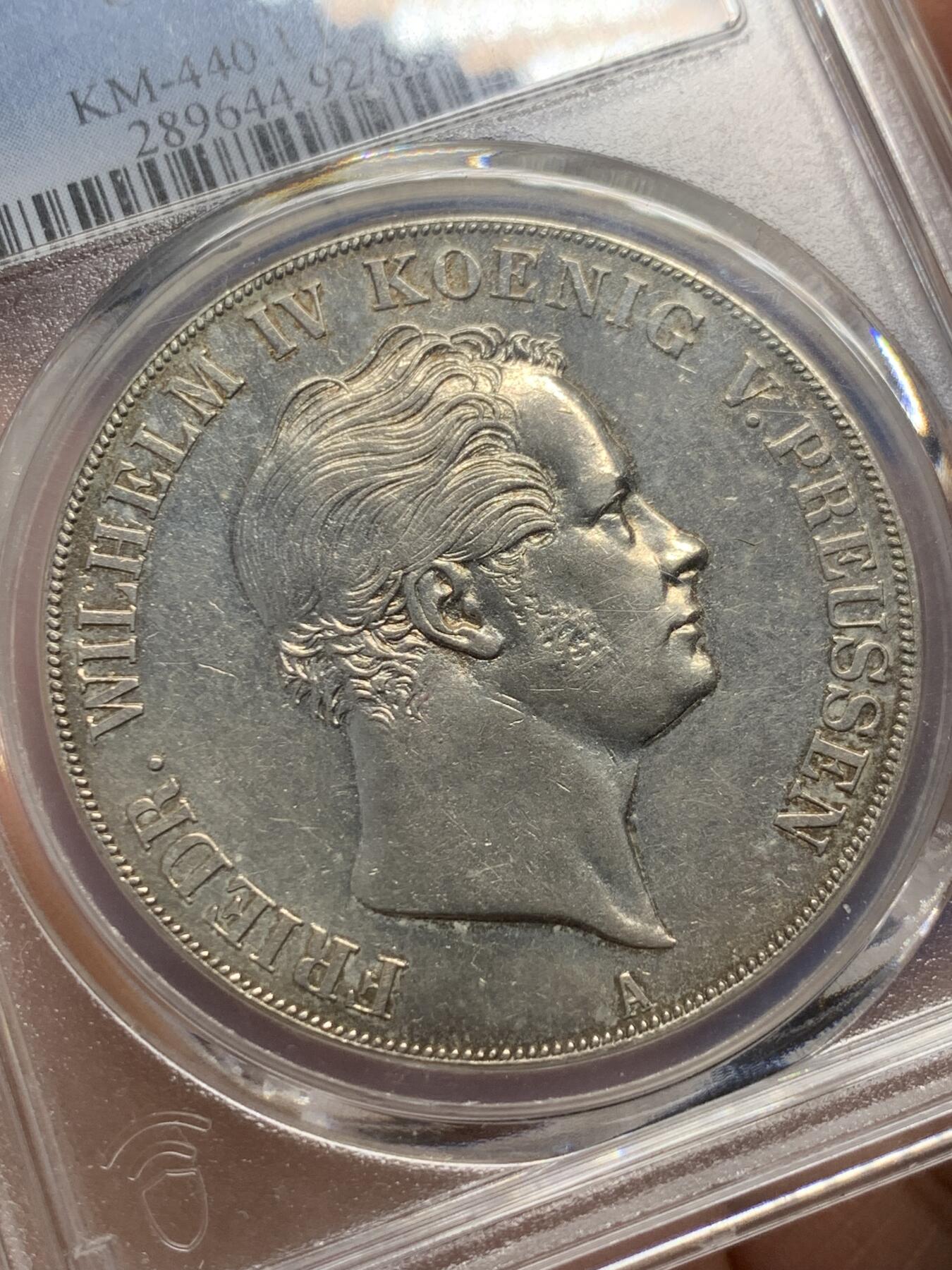 《竞宝斋》第352场 周日，周一 2场连拍 （全场包邮） PCGS AUD 1841A德国普鲁士威廉四世二泰勒 高点磨损较少 细节到位 在如今二泰勒价格起飞的情况下有较高性价比
