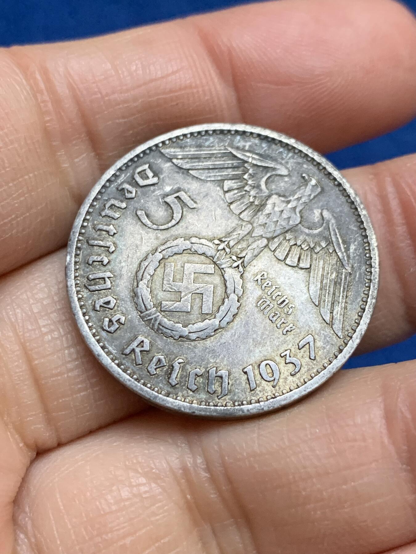 《竞宝斋》第352场 周日，周一 2场连拍 （全场包邮） 德国 1937年 兴登堡5马克银币