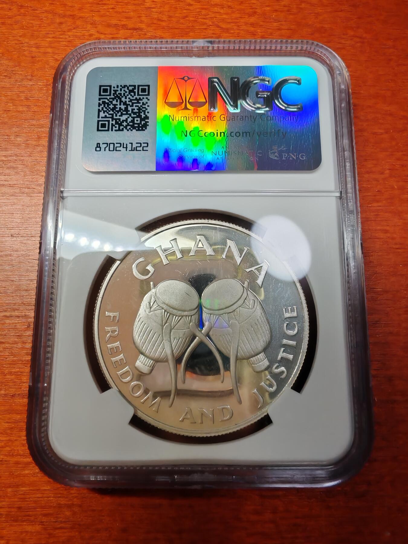 长老汇蛇年精选第三场拍卖 1984世界渔业大会加纳10生地精制银币，NGC PF66UC，更高2枚，裸币800以上