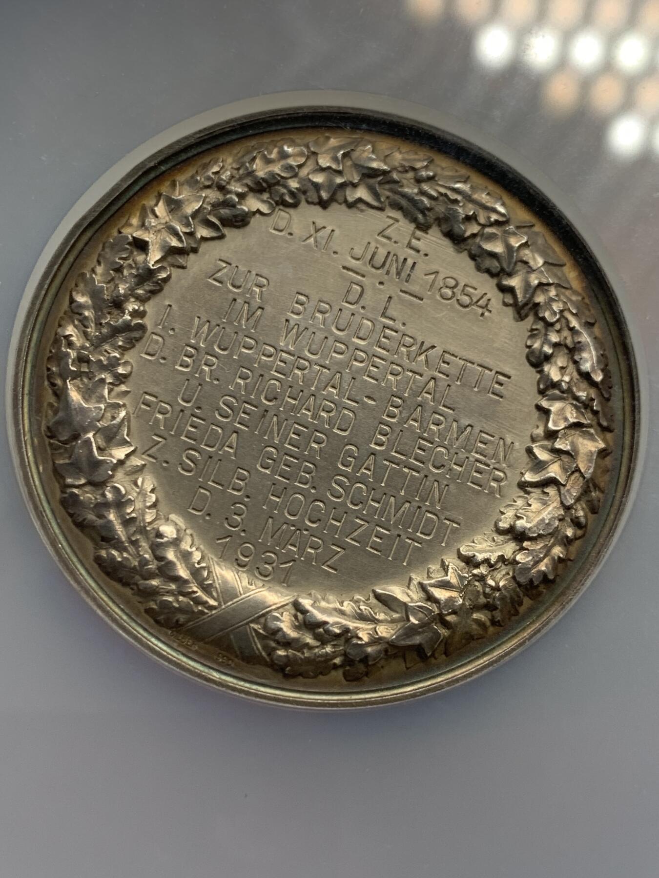 《竞宝斋》第352场 周日，周一 2场连拍 （全场包邮） NGC MS63 德国1931年普鲁士威廉一世结婚纪念大银章 五彩包浆 十分养眼 51mm大规格  加大加厚盒难得