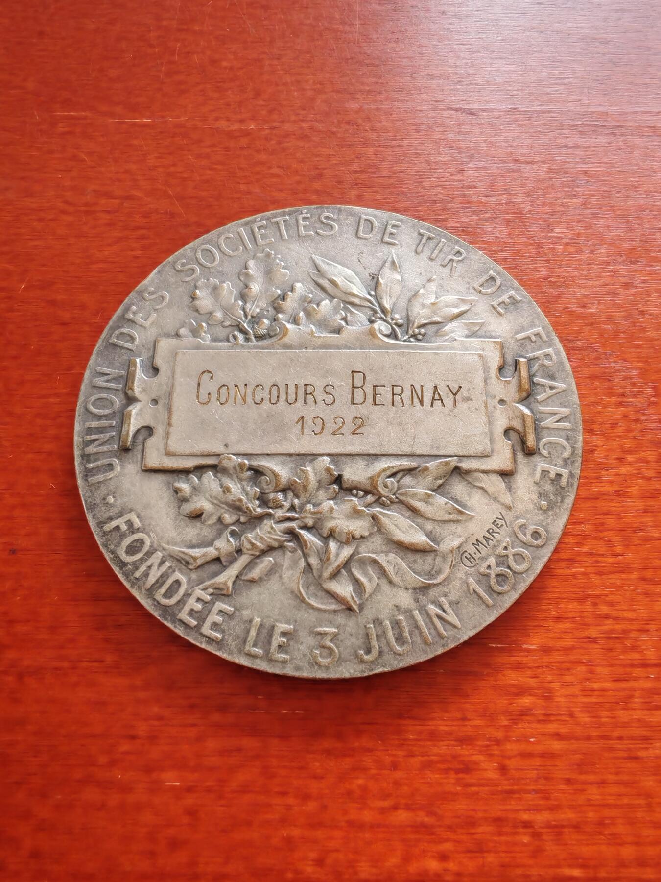 长老汇蛇年精选第四场拍卖 1922法国射击协会联盟铜镀银章，92.31克，58MM，Lenoir作品