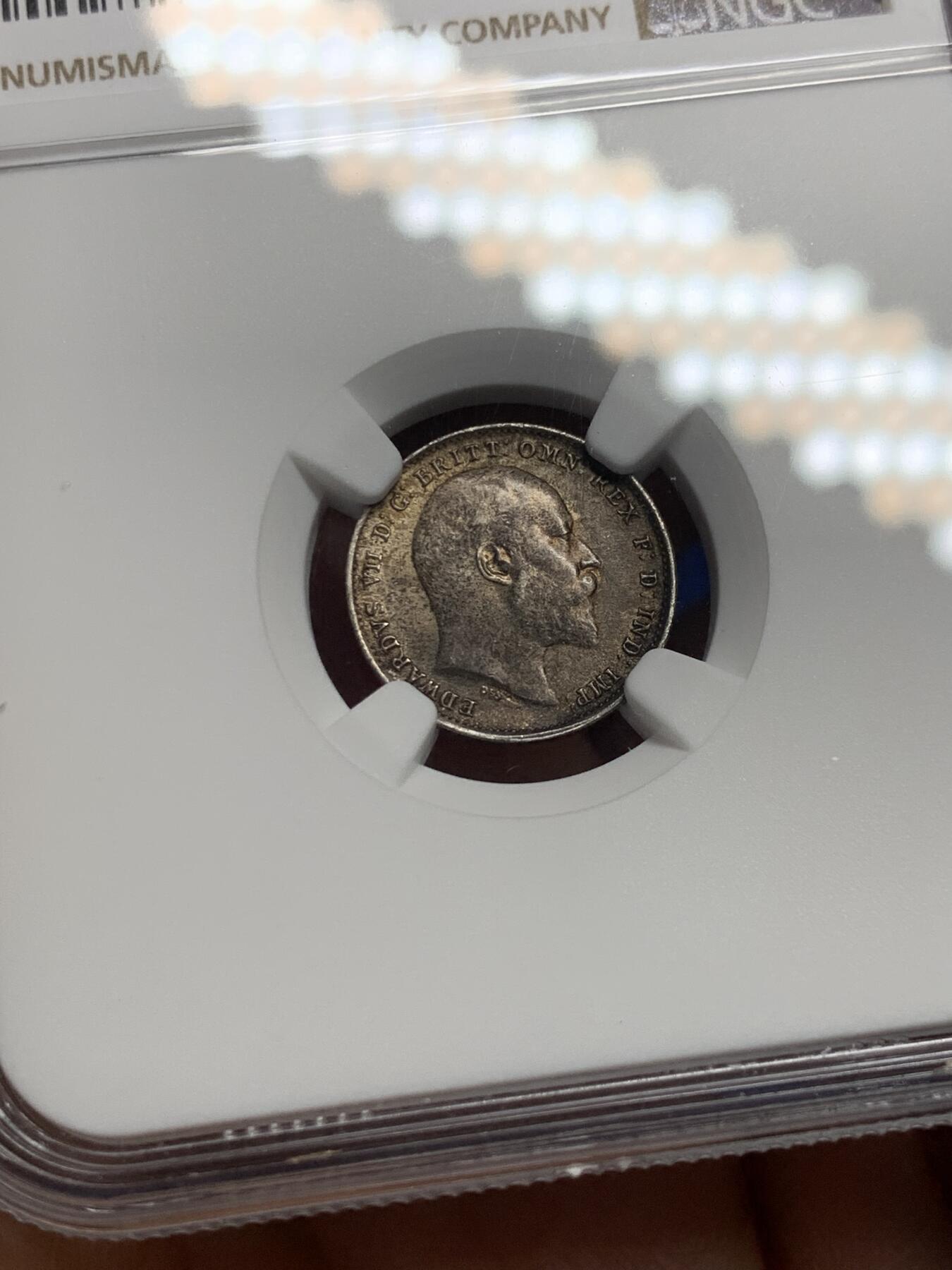 《竞宝斋》第352场 周日，周一 2场连拍 （全场包邮） NGC MS64 英国1910年爱德华七世3便士 包浆很好 高分难得少见年份