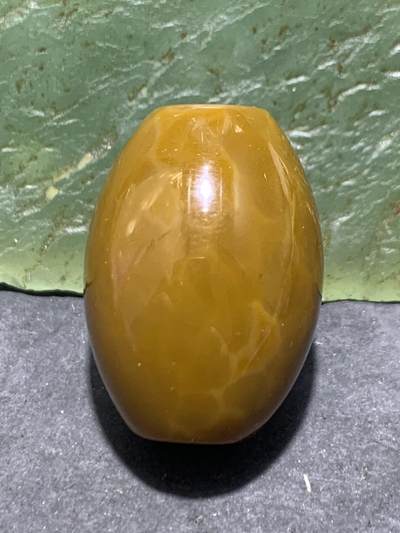 精美黄冻料战国红玛瑙桶珠一颗！ 精美黄冻料战国红玛瑙桶珠一颗！