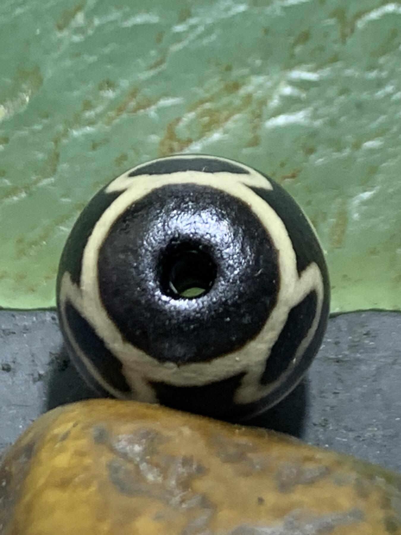 仅此一颗，精品藏传莲花天珠一颗，，