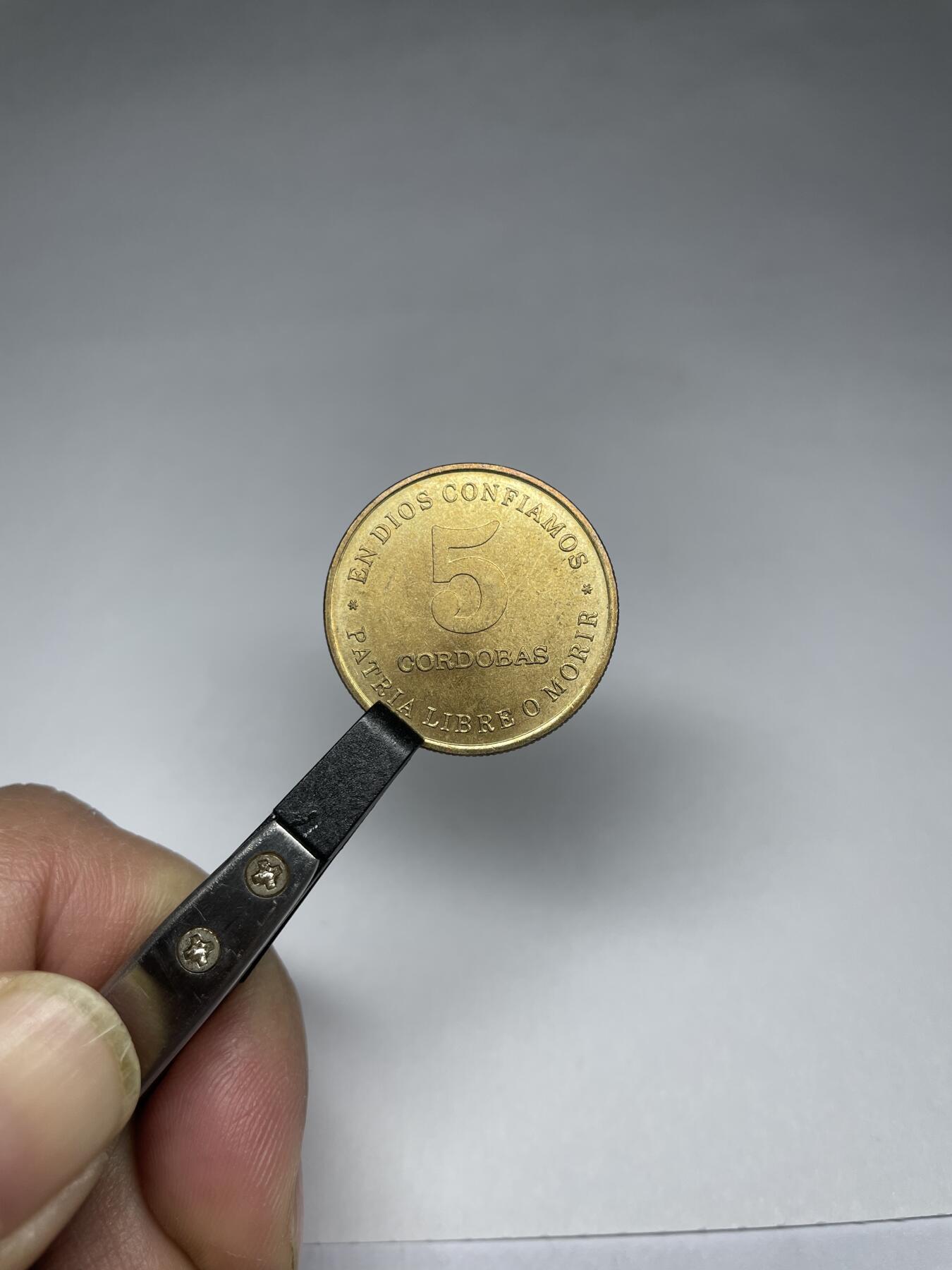 每日一拍，2025年集古藏今外币拍卖第二期-第4场—（总第204拍），可以寄存60天，满160元包邮。 1987年尼加拉瓜5科多巴
