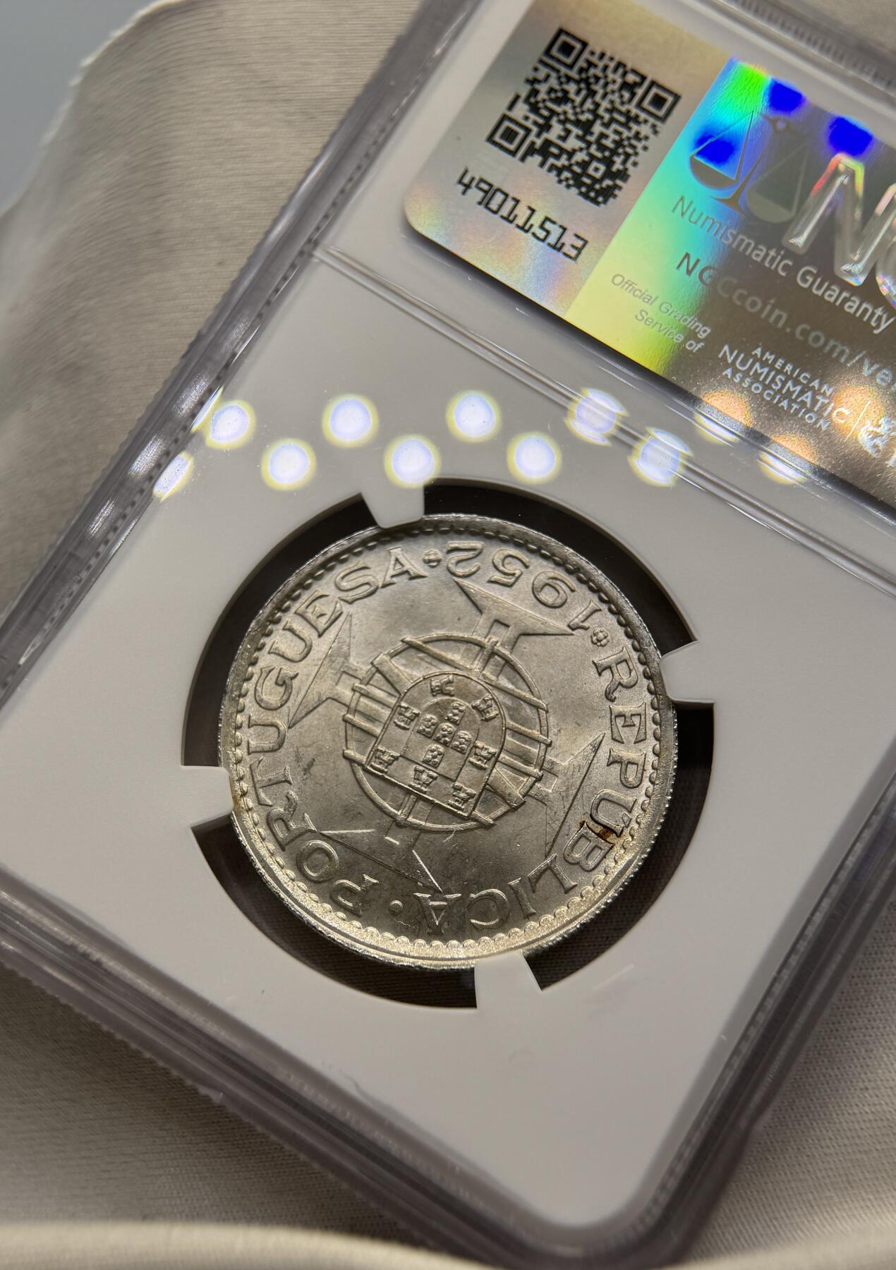 “一元初始，万象更新”新年新铺开张（第4期）新年第一拍 NGC-MS65 澳门1952年首发伍圆银币，卷拆品相
