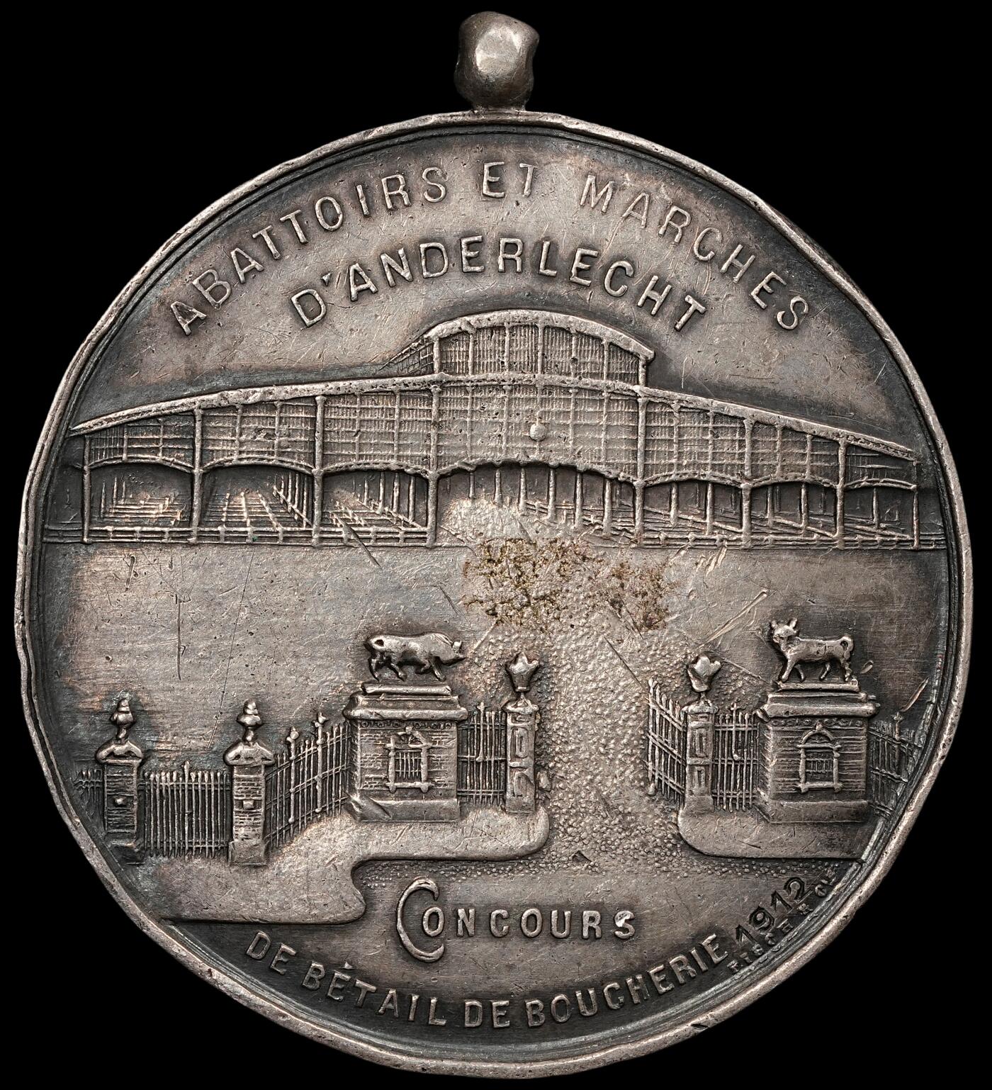 修遠堂世界钱币第五十七期 1912年比利时银章 边有磕 51mm，32.22g