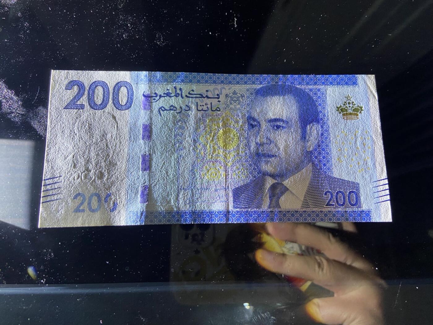 【炜奕收藏】，第二十五期，年后第一期 2012年摩纳哥200迪拉姆，UNC-品相，有轻微角折