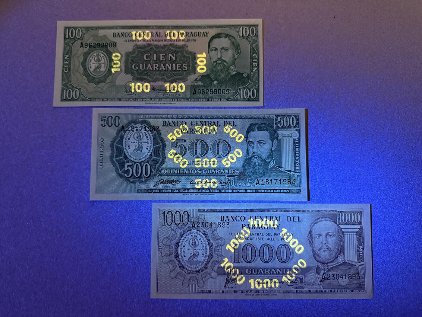 《艾美收藏》(原张总收藏)第187期-外币百拍 巴拉圭100、500、1000元3张 UNC 1982年 全A冠