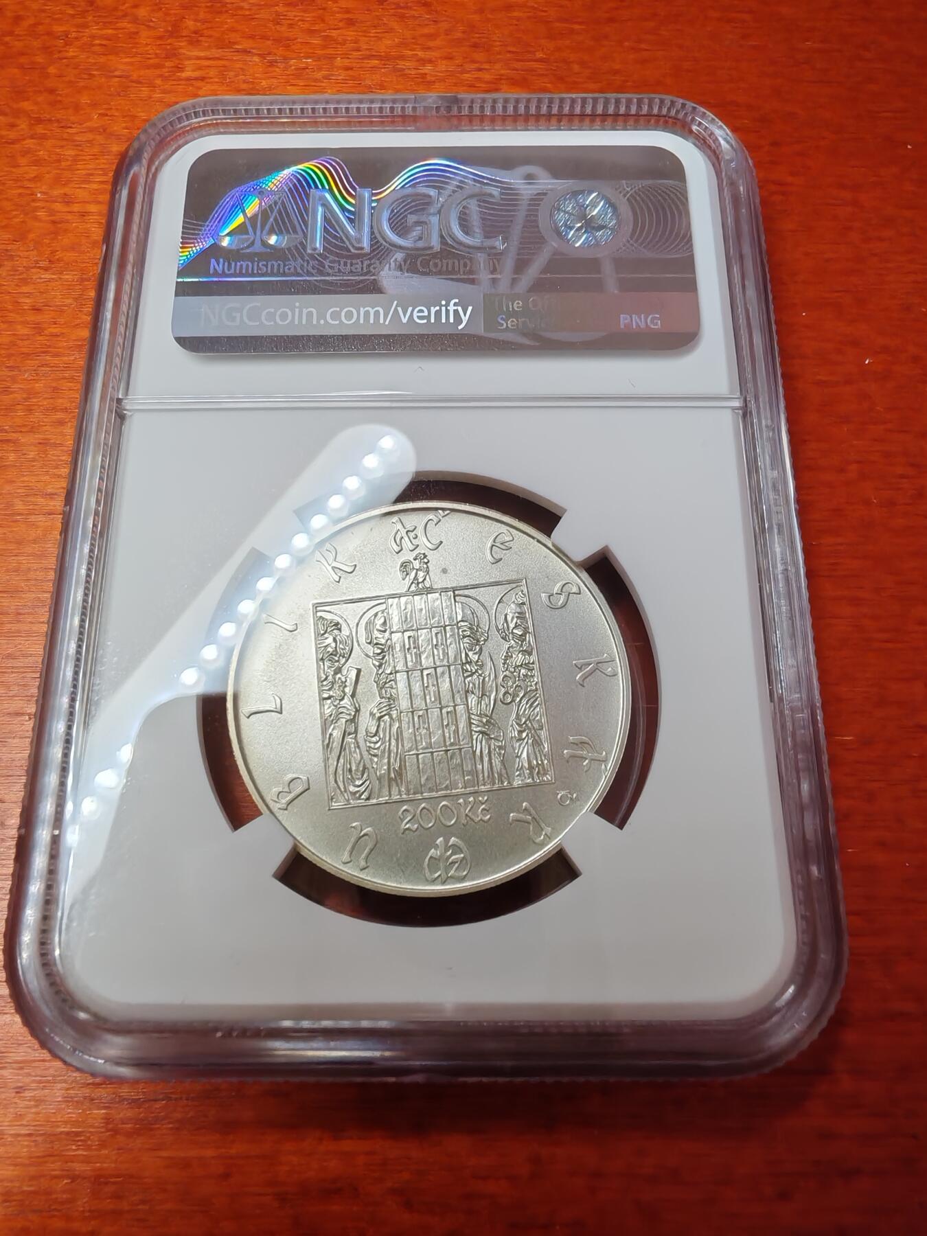 长老汇蛇年精选第四场拍卖 2010 捷克天文钟百年纪念200克朗银币，NGC MS66分，唯一冠军分，10372枚，外网2000元以上