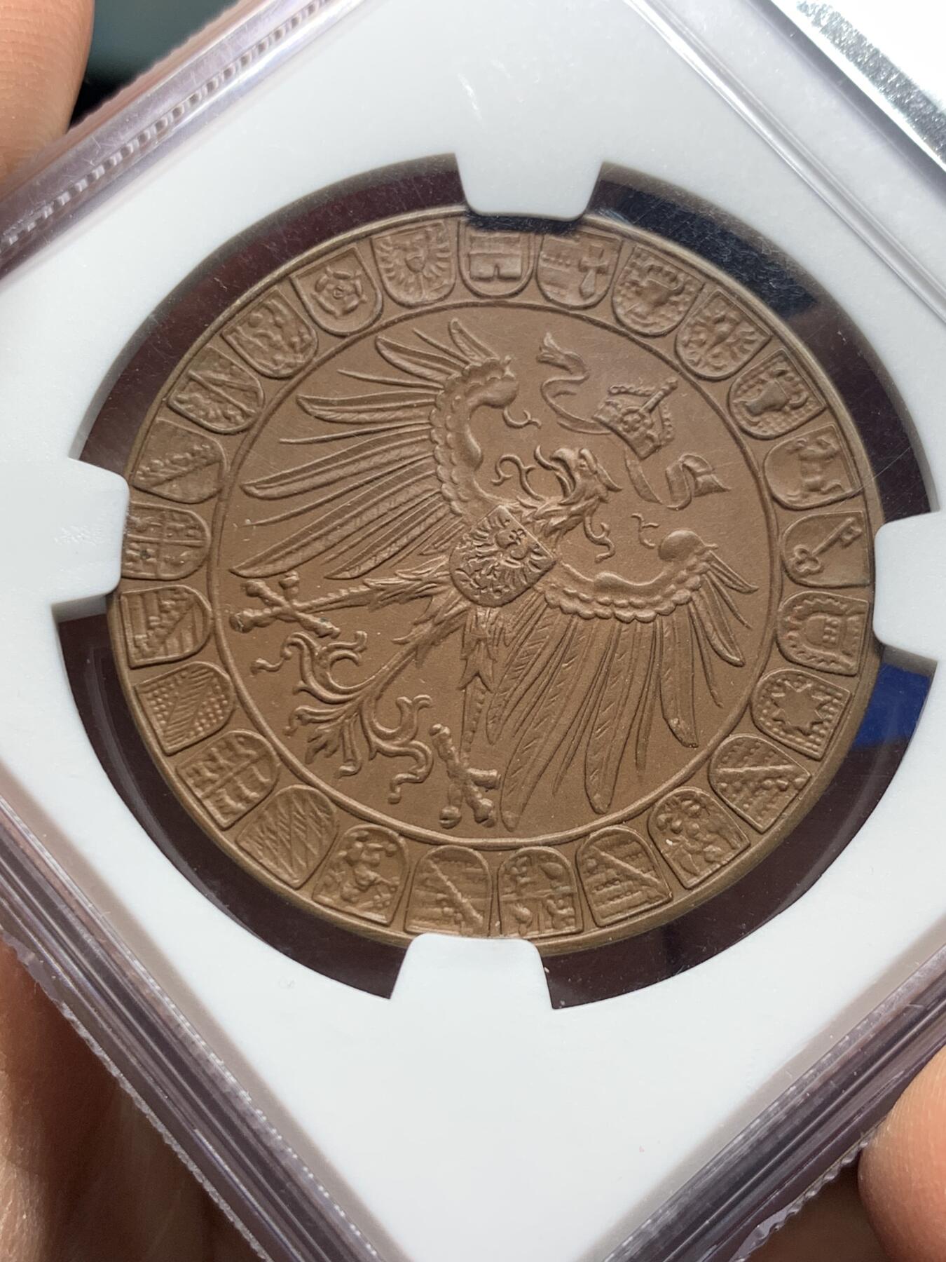 《竞宝斋》第354场 周日，周一，周二 3场连拍 （全场包邮） PCGS MS63BN 德国1931年普鲁士建国60周年纪念铜章 N标准盒，直径不超过45mm