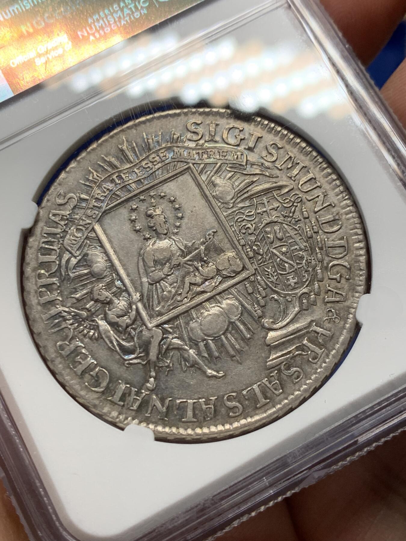 《竞宝斋》第353场 周日，周一，周二 3场连拍 （全场包邮） NGC AU55 萨尔茨堡 1758年 西格斯蒙德主教泰勒大银币 非常少见的一枚 状态极好 略微低评