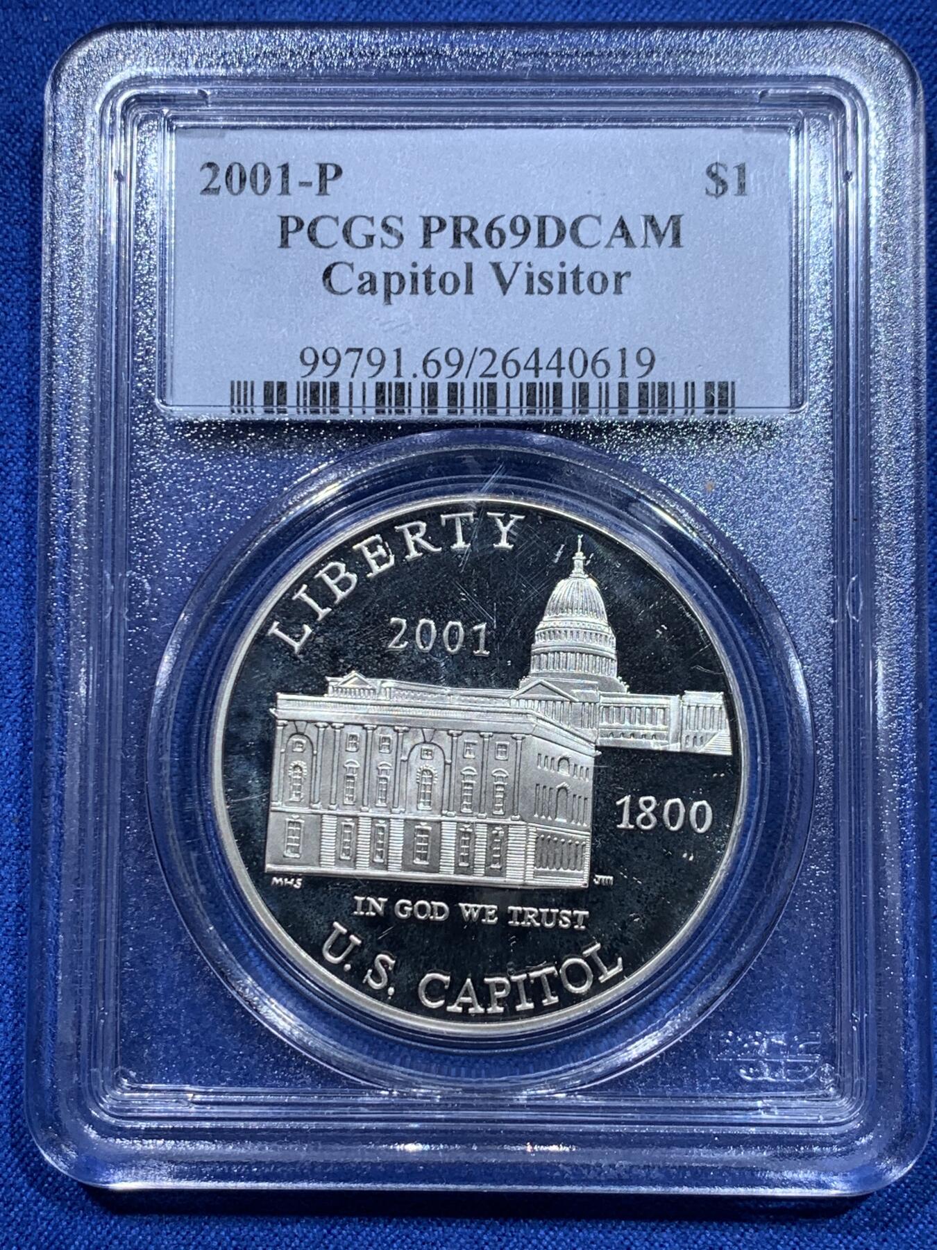 《竞宝斋》第353场 周日，周一，周二 3场连拍 （全场包邮） NGC PR69DCAM 美国2001年国会大厦纪念1美元精制银币，PROOF精制币，币面清爽干净又漂亮，状态极佳。