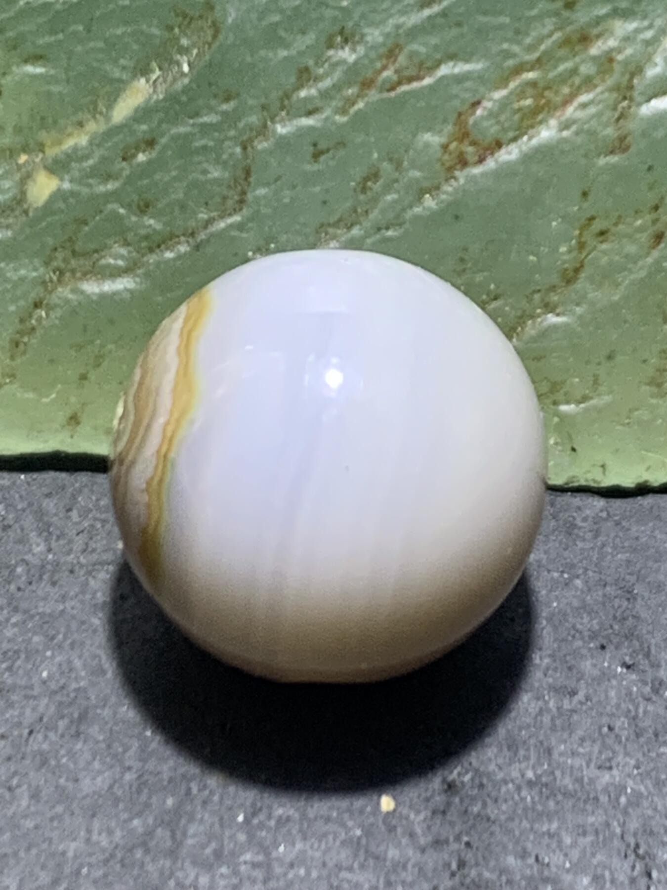 天然绿草玛瑙通货天眼小圆珠一颗，