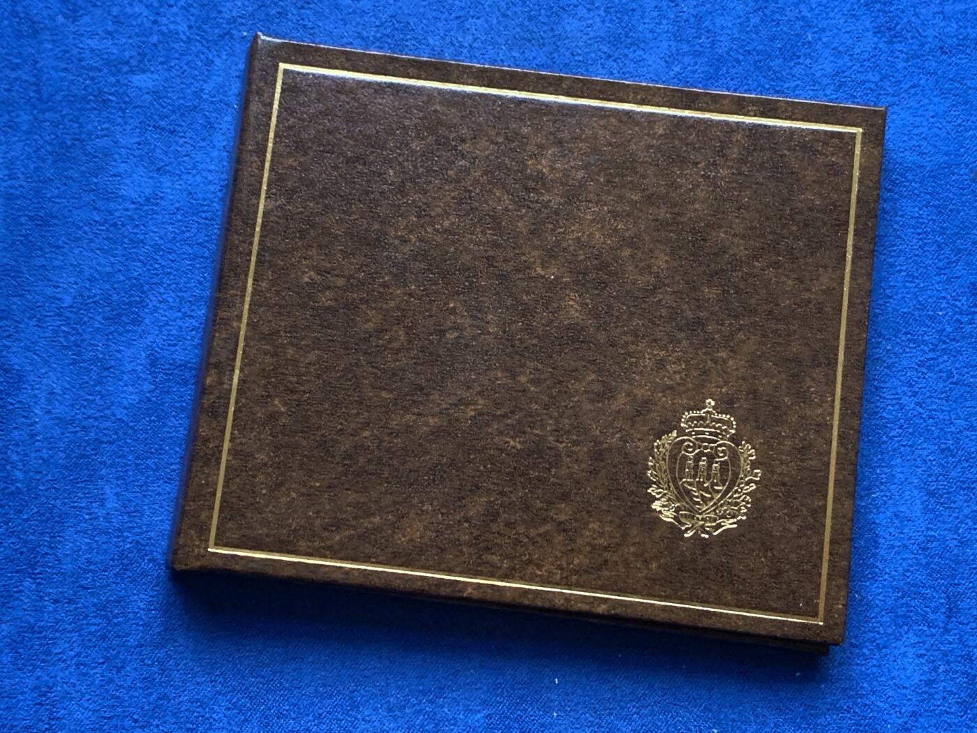 《竞宝斋》第353场 周日，周一，周二 3场连拍 （全场包邮） 卡装 圣马力诺1980年天主教隐修士1000里拉银币