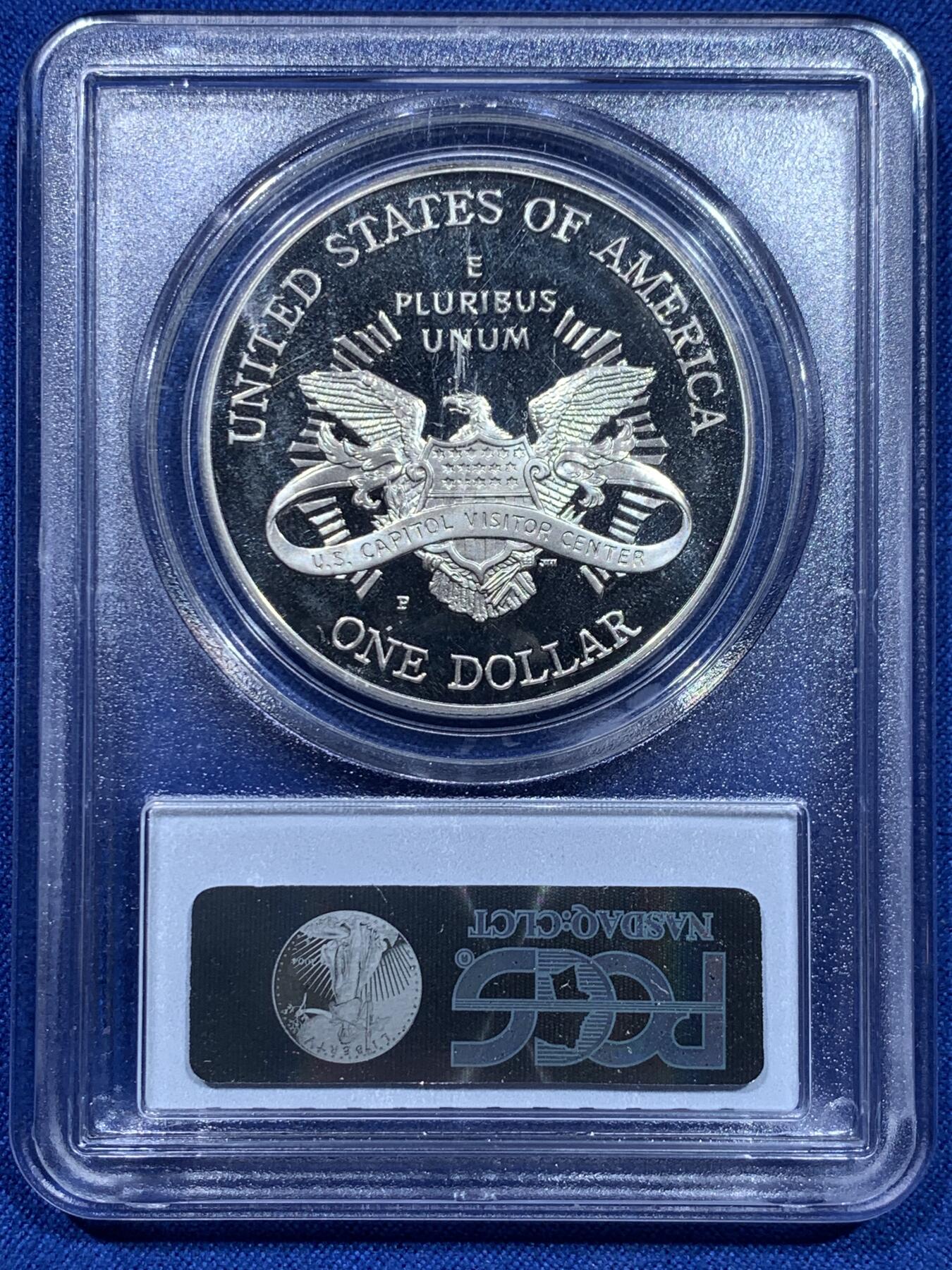 《竞宝斋》第353场 周日，周一，周二 3场连拍 （全场包邮） NGC PR69DCAM 美国2001年国会大厦纪念1美元精制银币，PROOF精制币，币面清爽干净又漂亮，状态极佳。