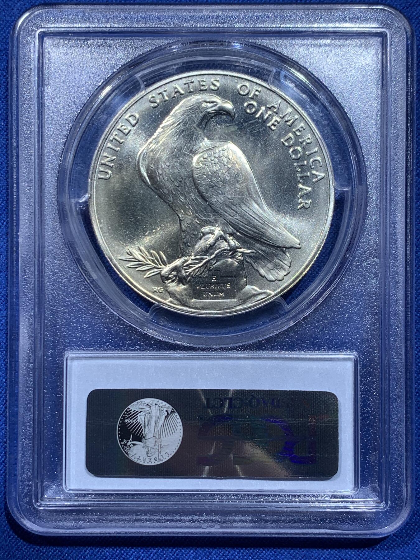 《竞宝斋》第354场 周日，周一，周二 3场连拍 （全场包邮） PCGS MS69 美国1984年洛杉矶奥运会奥运竞技场/雄鹰1美元纪念银币，币面清爽干净又漂亮，状态极佳。