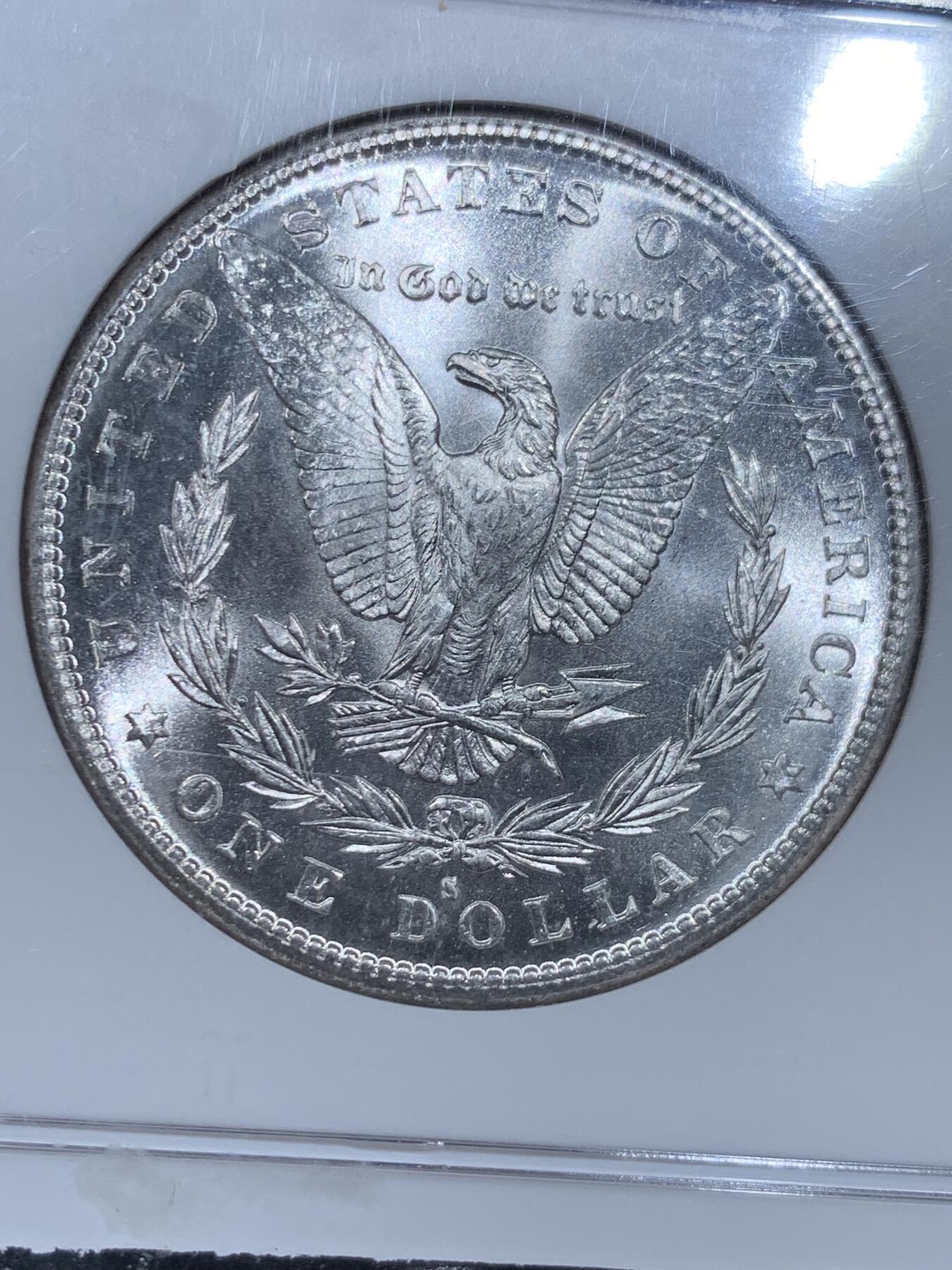 《竞宝斋》第353场 周日，周一，周二 3场连拍 （全场包邮） NGC MS64 美国1882年1美元摩根银币，S厂出品，光度好，老盒。