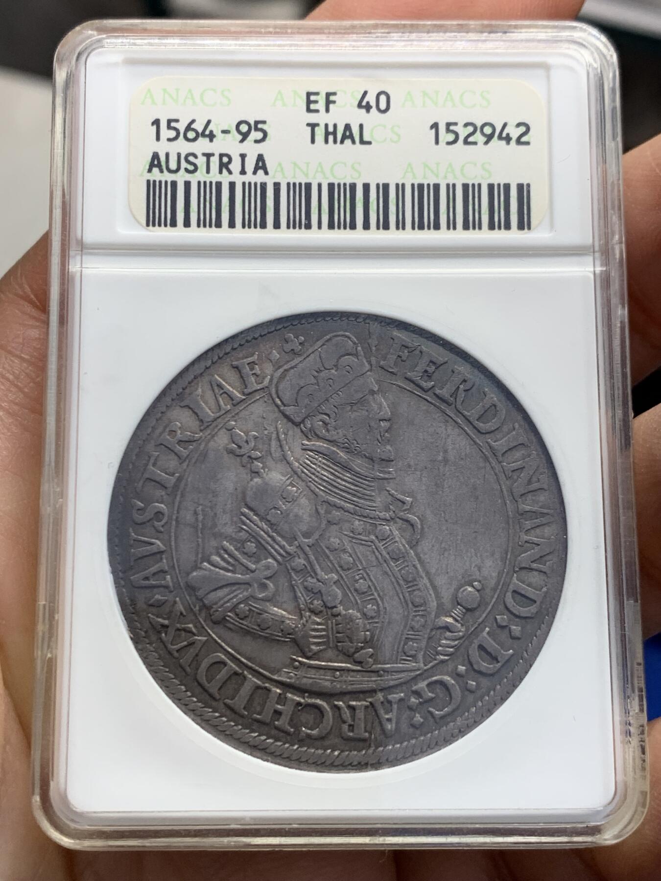 《竞宝斋》第353场 周日，周一，周二 3场连拍 （全场包邮） ANACS EF40 奥地利 1564-95年 奥地利神罗时期费迪南德1泰勒银币 经典小白盒 手感出众
