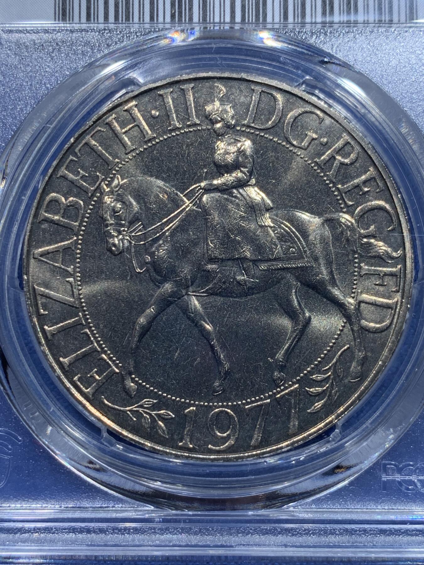 《竞宝斋》第353场 周日，周一，周二 3场连拍 （全场包邮） 两枚一组 PCGS MS66 英国1977年伊丽莎白女王登基25周年（银禧年）纪念25便士银币+马恩岛1970年伊丽莎白二世无尾猫1克朗纪念币