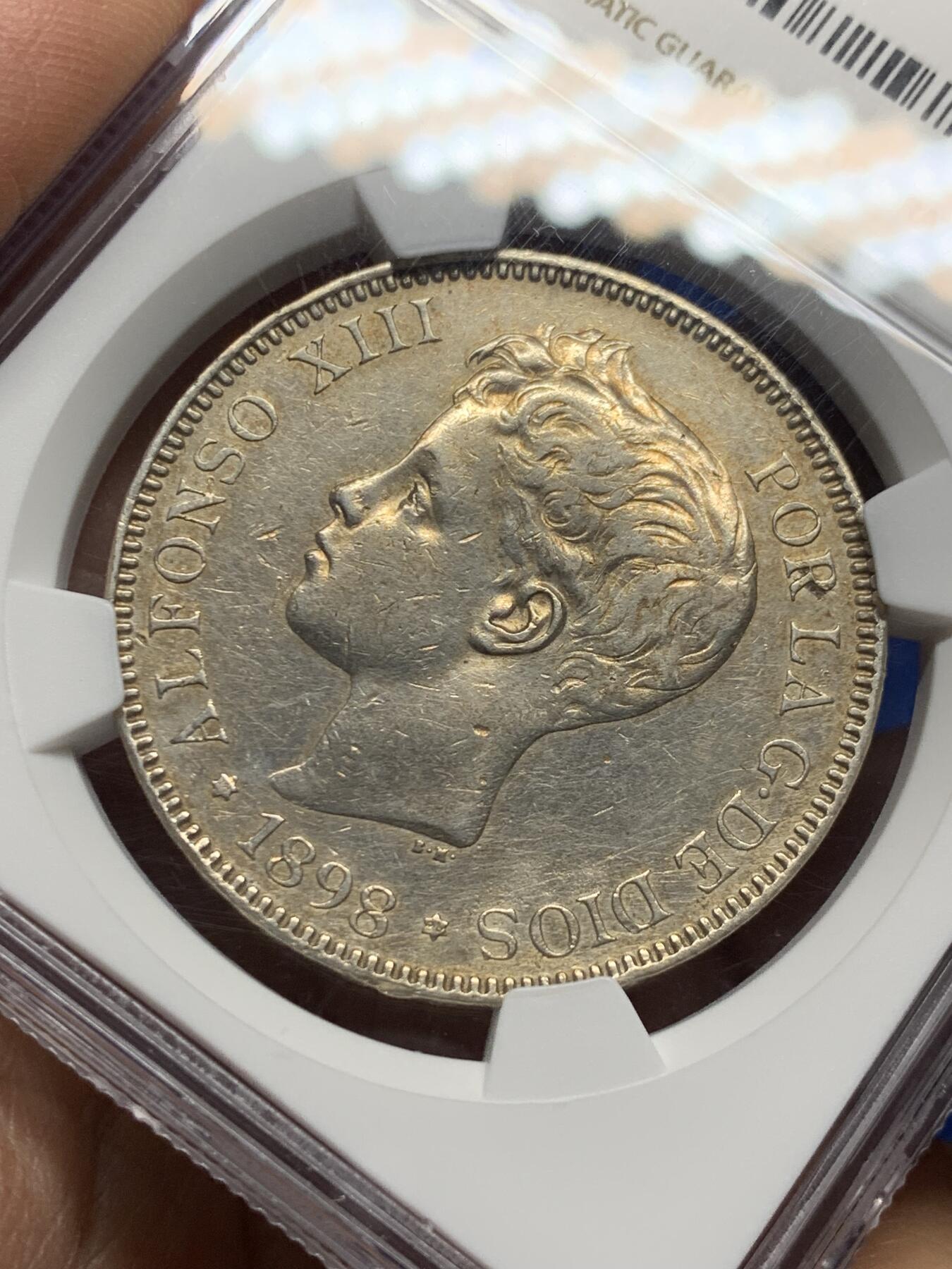 《竞宝斋》第354场 周日，周一，周二 3场连拍 （全场包邮） NGC AUD 西班牙1898年小孩头双柱5比塞塔银币