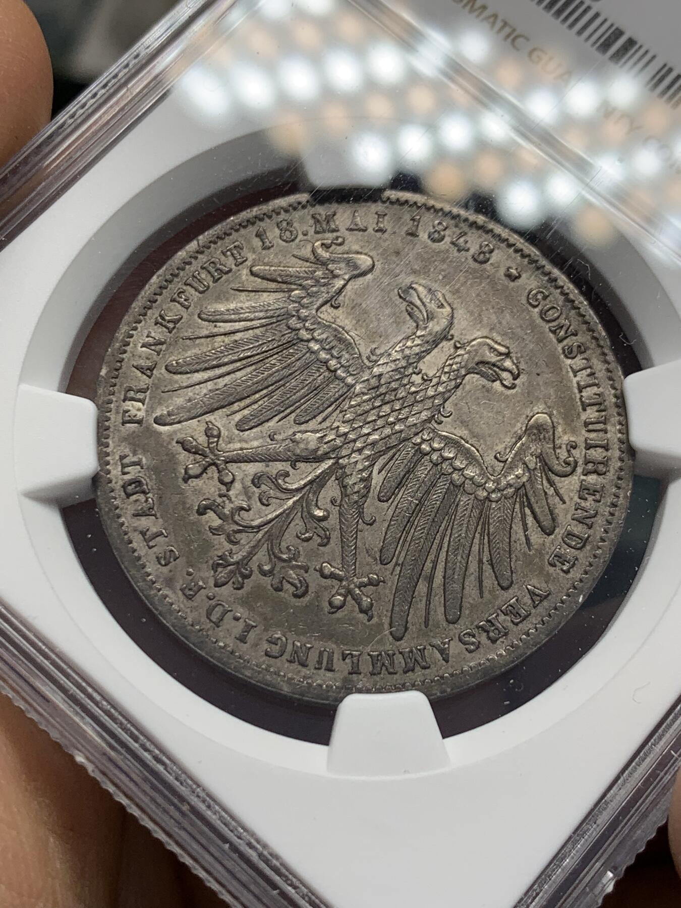 《竞宝斋》第353场 周日，周一，周二 3场连拍 （全场包邮） NGC AU53 德国1848年法兰克福双头鹰2盾银币