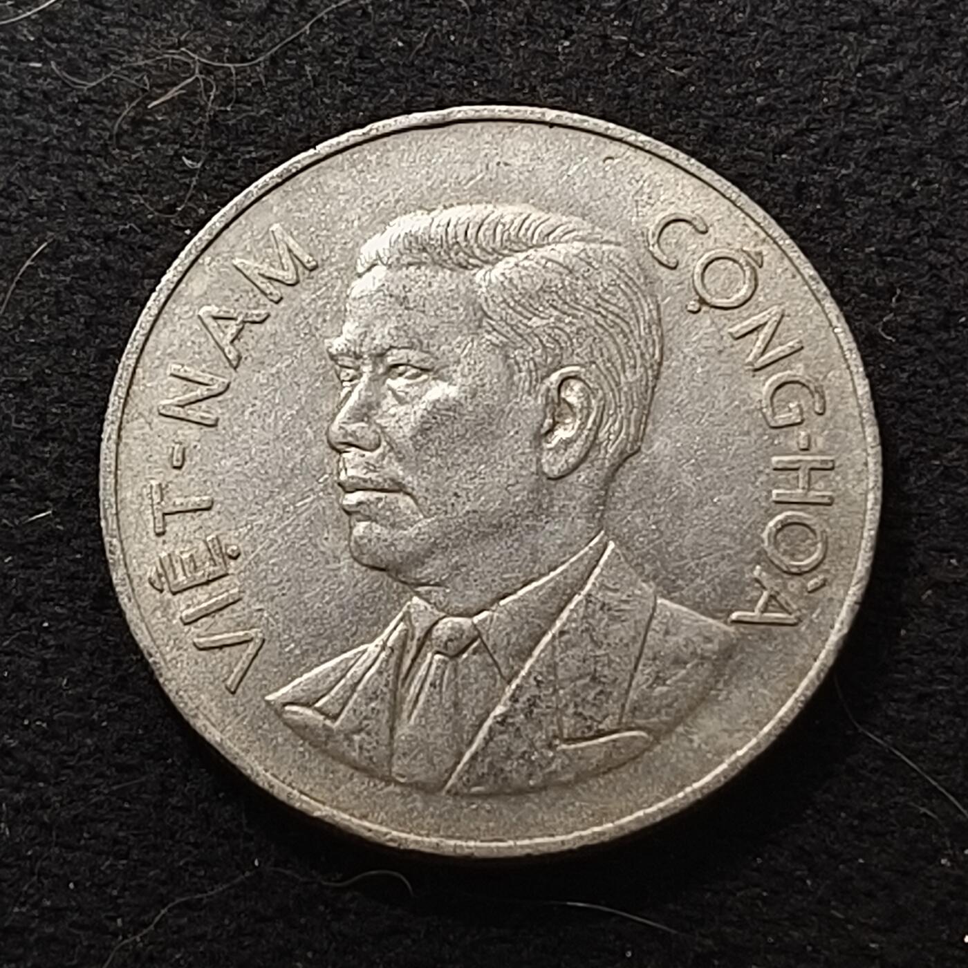 0起1加再包邮-纯粹捡漏拍-402银币散币场