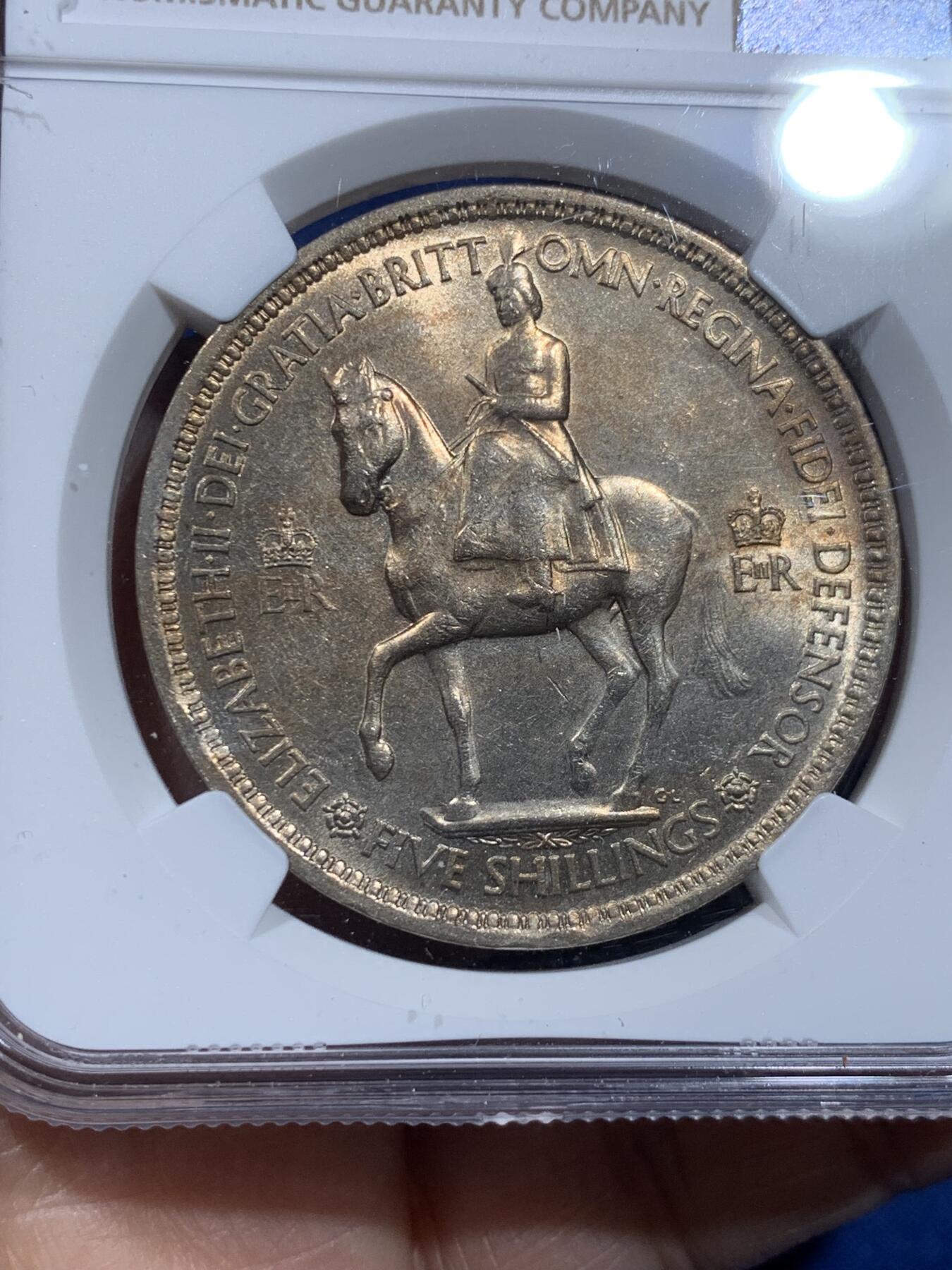 《竞宝斋》第354场 周日，周一，周二 3场连拍 （全场包邮） NGC UNC 英国1953伊丽莎白二世登基加冕克朗纪念币，车轮光状态UNC品不输带分品！