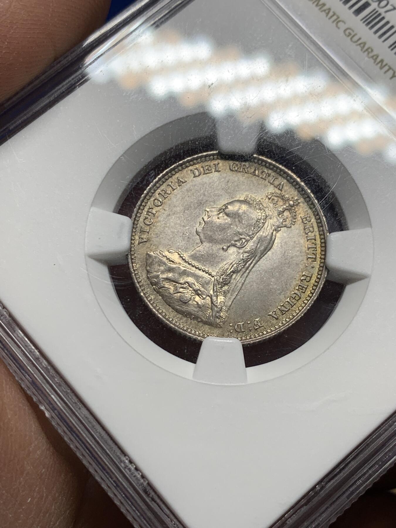 《竞宝斋》第354场 周日，周一，周二 3场连拍 （全场包邮） NGC MS62 英国1887年维多利亚高冠1先令银币