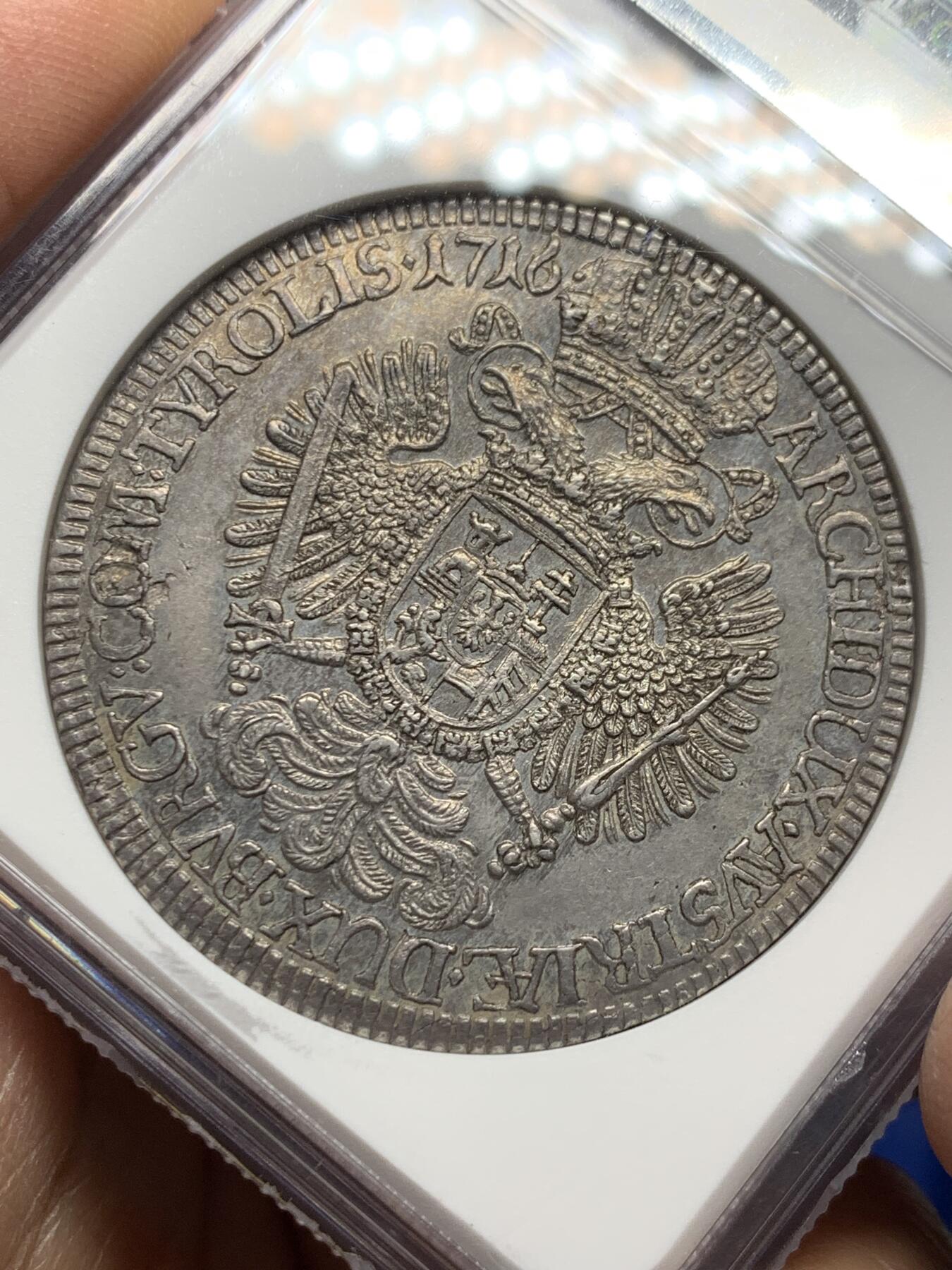 《竞宝斋》第354场 周日，周一，周二 3场连拍 （全场包邮） NGC MS62 冠军分 神圣罗马帝国1716/5骑字泰勒大银币，神罗总庭。少见卡尔六世年轻头像，大卷毛。双面深打，发丝鹰羽细节纤毫毕现，卓绝冠军品质