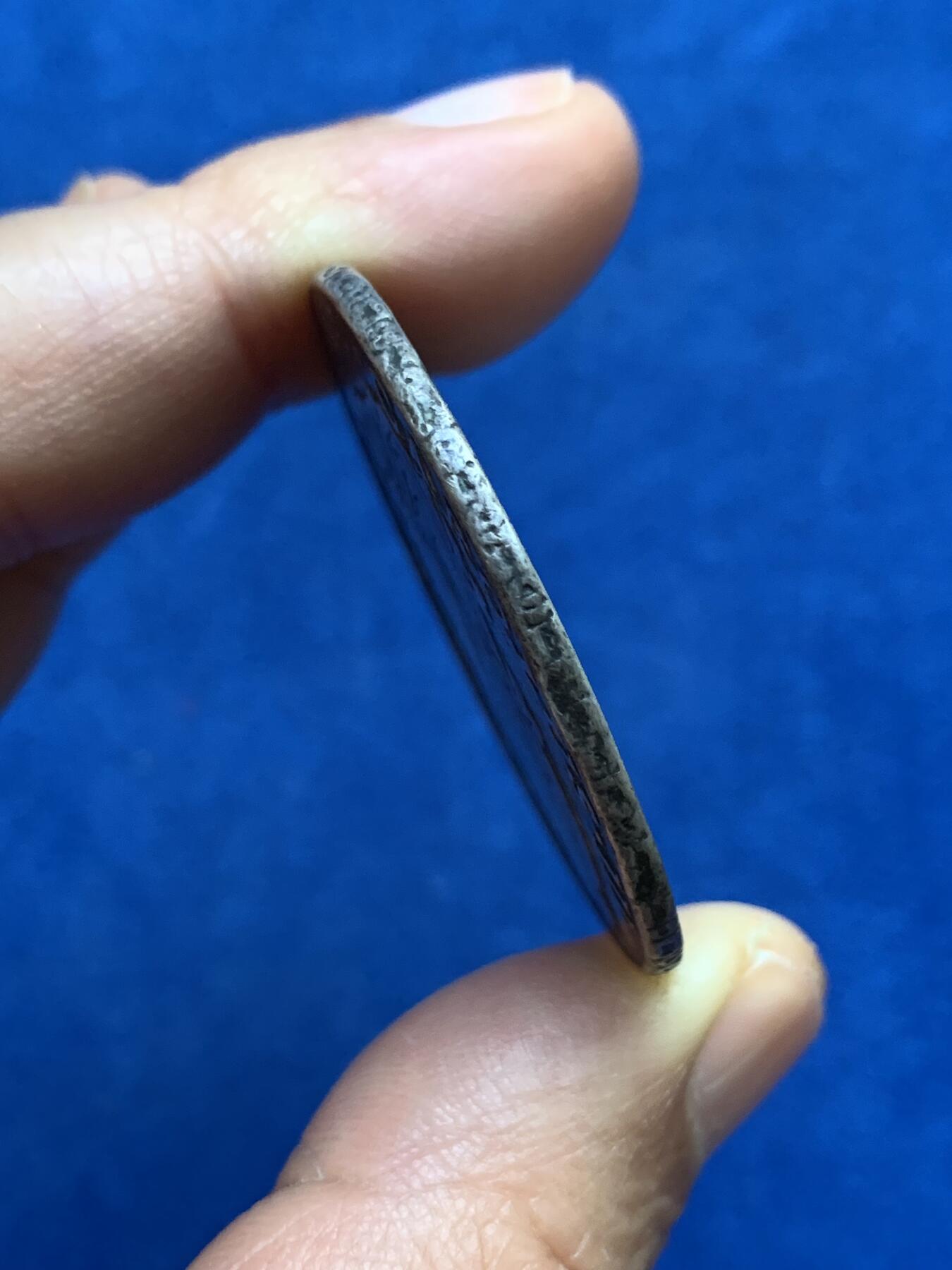 《竞宝斋》第353场 周日，周一，周二 3场连拍 （全场包邮） 玻利维亚卡三1789年双柱大银币 稀少版非过渡1789年波多西卡三 克书价高