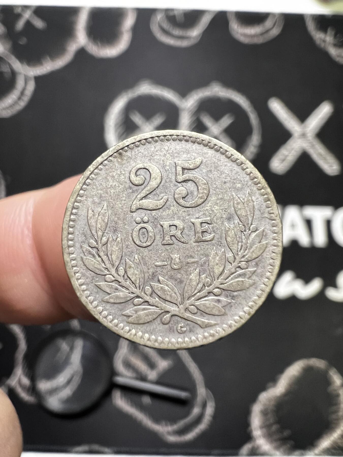 聚福钱庄~世界钱币第一期 新店开业 全场包邮 欢迎参拍 瑞典1930年25欧尔银币