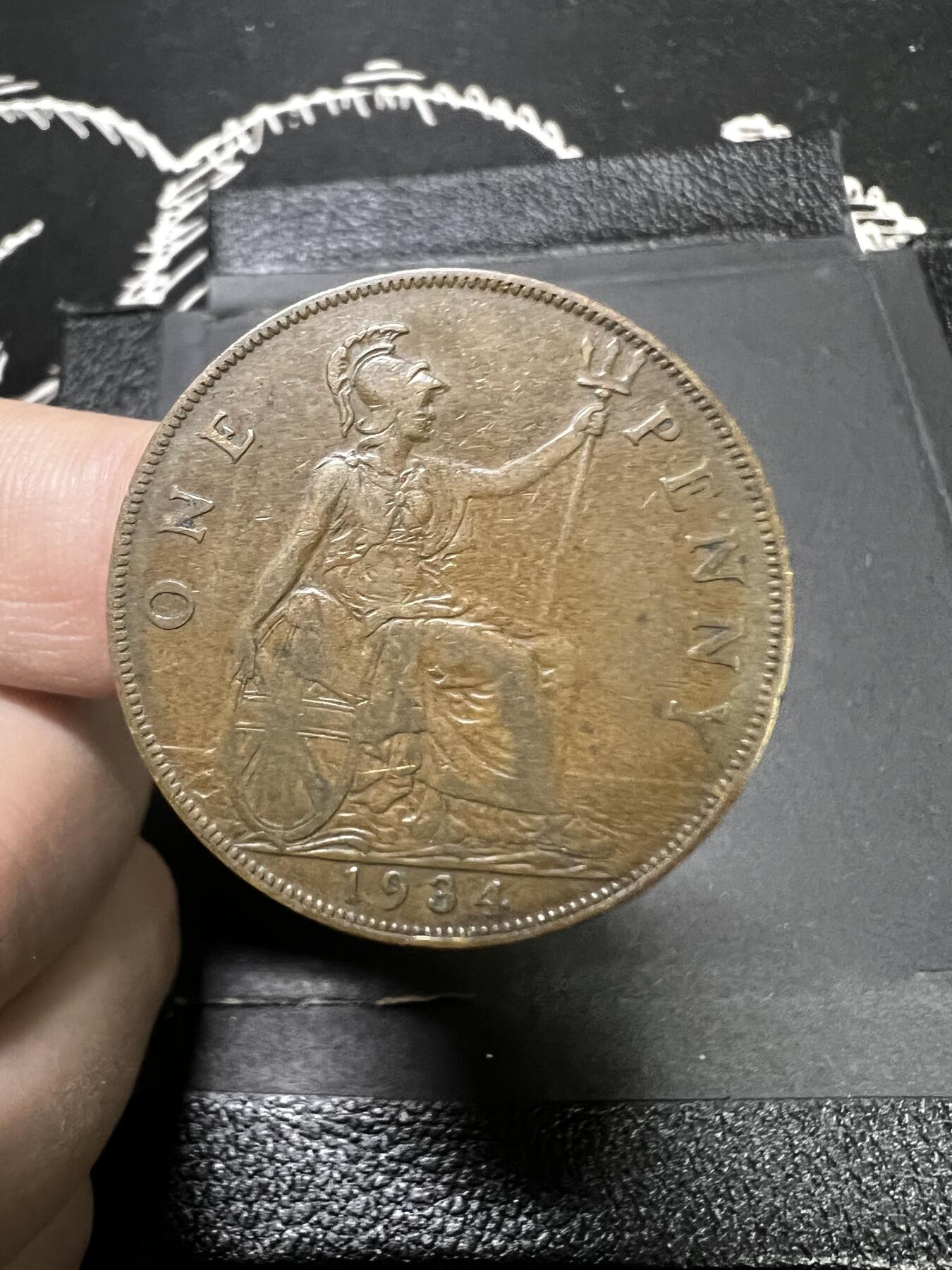 聚福钱庄~世界钱币第一期 新店开业 全场包邮 欢迎参拍 英国1934年乔治五世1便士大铜币
