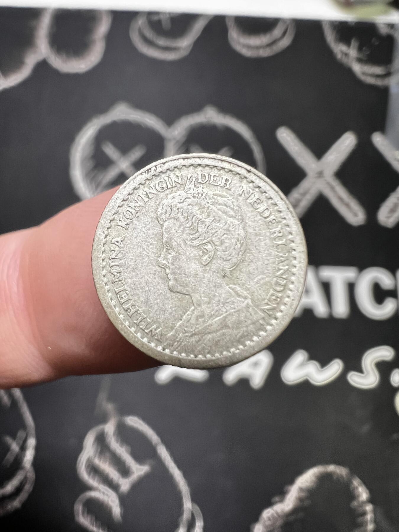 聚福钱庄~世界钱币第一期 新店开业 全场包邮 欢迎参拍 荷兰1916年威廉明娜10分银币  很少见