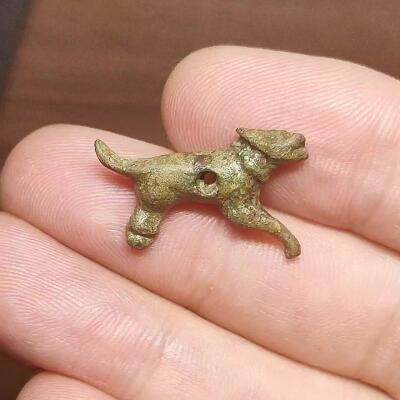 古罗马的青铜小狗吊坠b29-29 古罗马的青铜小狗吊坠b29-29