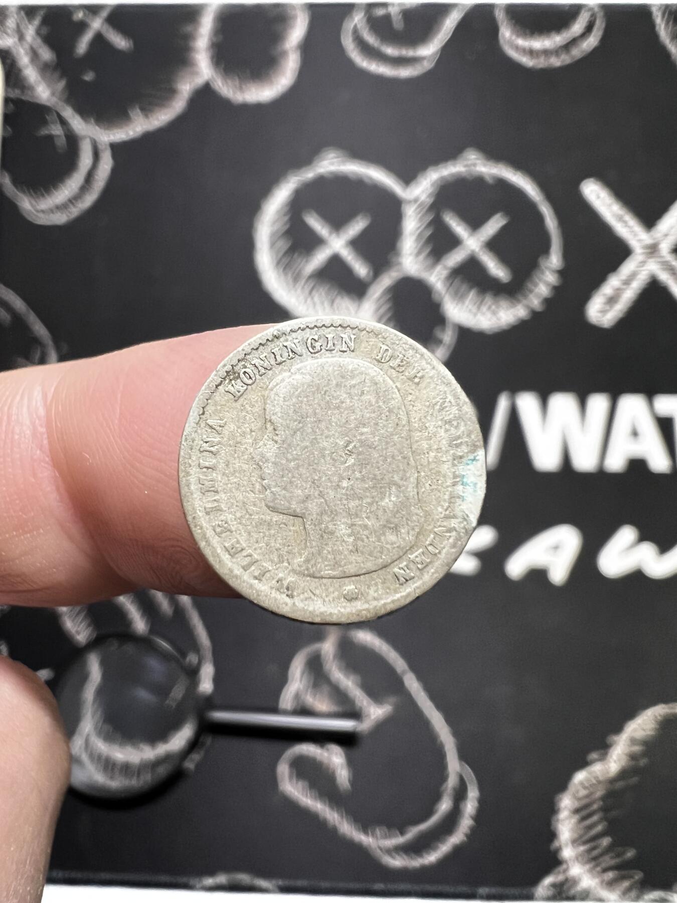 聚福钱庄~世界钱币第一期 新店开业 全场包邮 欢迎参拍 荷兰1897年威廉明娜10分银币 萝莉头 很少见