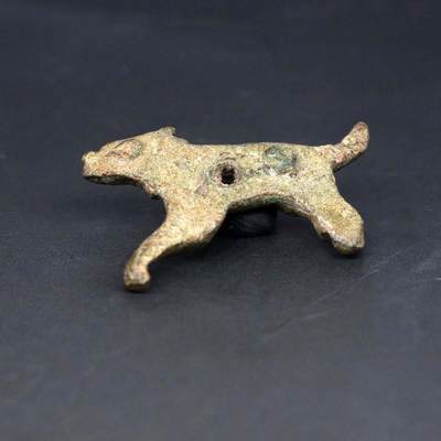 古罗马的青铜小狗吊坠b29-29 古罗马的青铜小狗吊坠b29-29