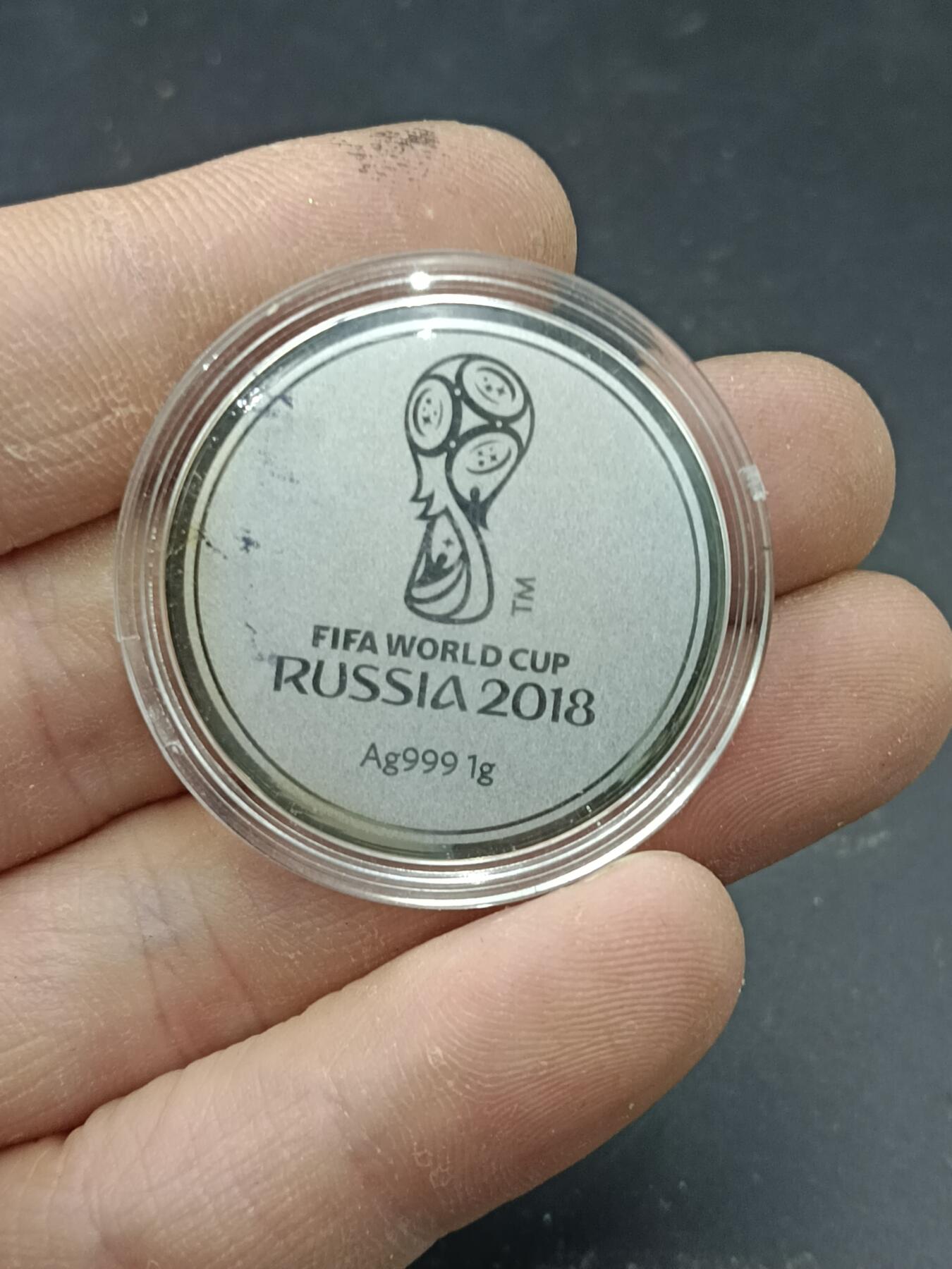 30期拍卖 2018世界杯纪念银章（重1g）