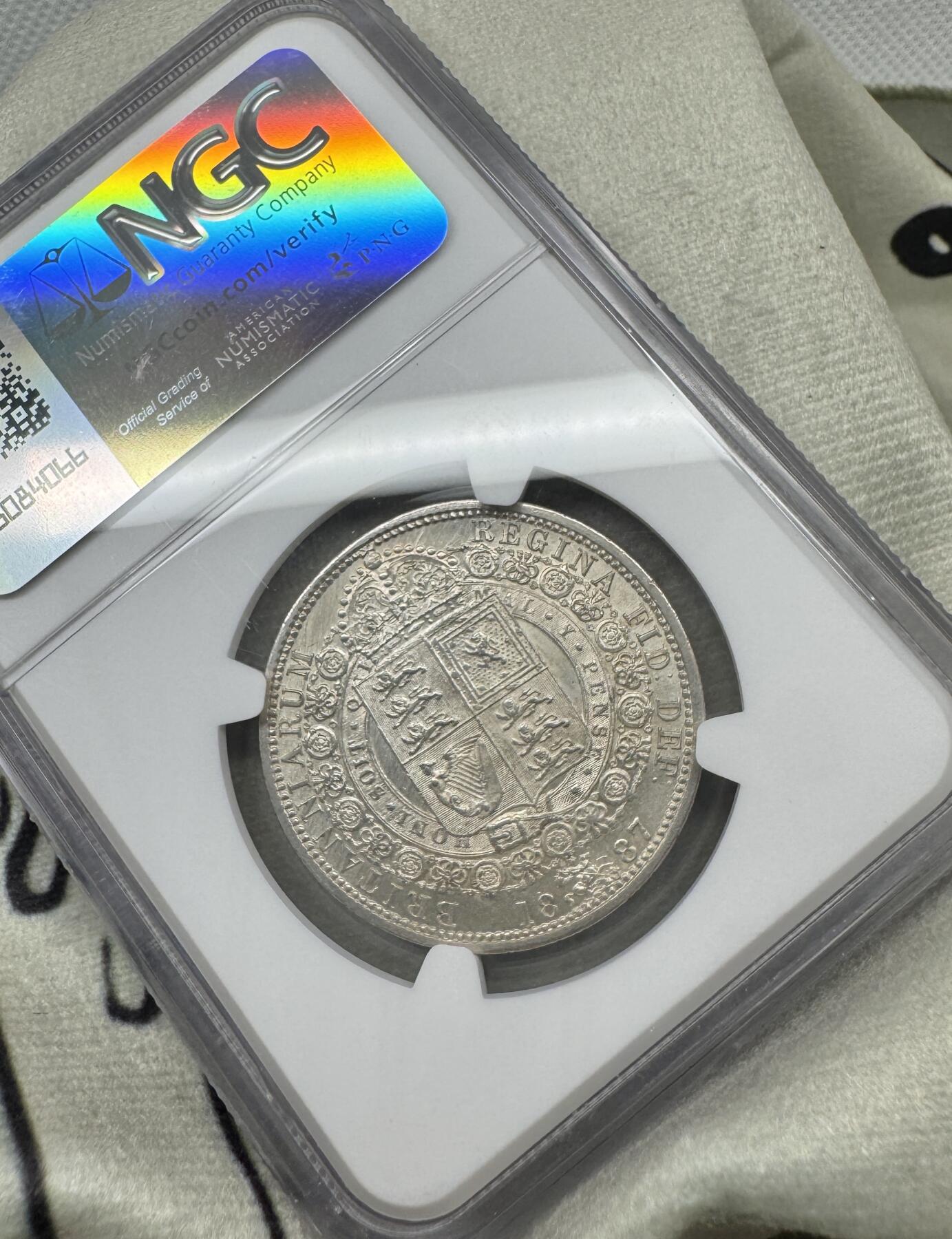 “一元初始，万象更新”新年新铺开张（第5期） NGC-UNCD 1887年英国半克朗，强转光，可以再拿去搏分