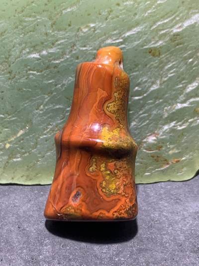 精美高润度草花纹战国红玛瑙雕刻竹节吊坠一个， - 精美高润度草花纹战国红玛瑙雕刻竹节吊坠一个，