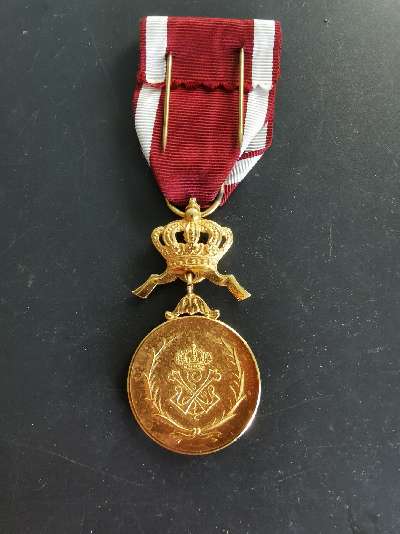 老王徽章第一百期